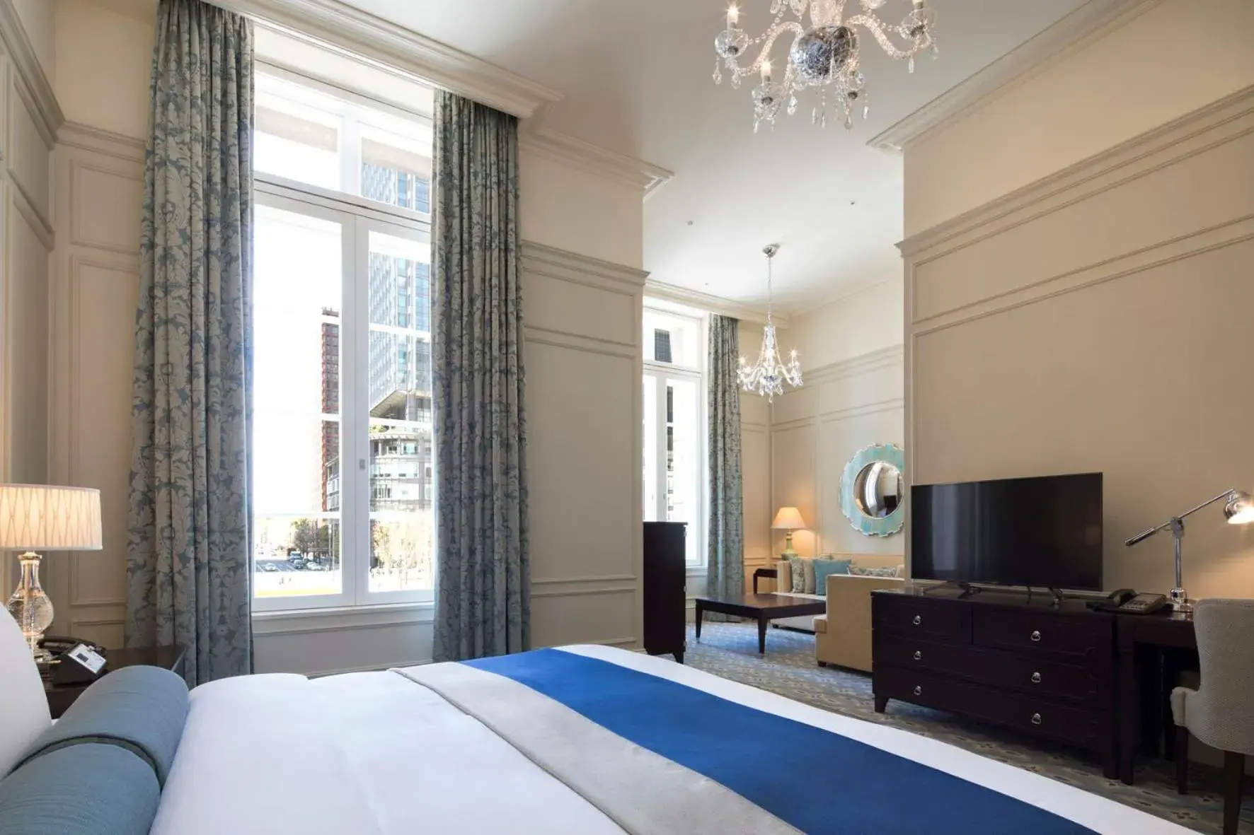 Junior Suite King Room - Non-Smoking in The Tokyo Station Hotel Junior Suite King Room - Non-Smoking in The Tokyo Station Hotel