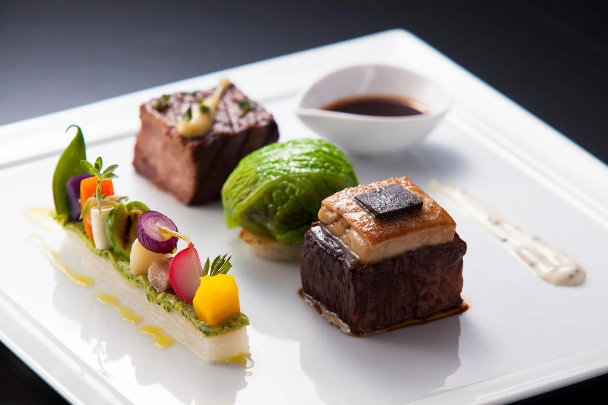 Restaurant/places to eat in The Tokyo Station Hotel