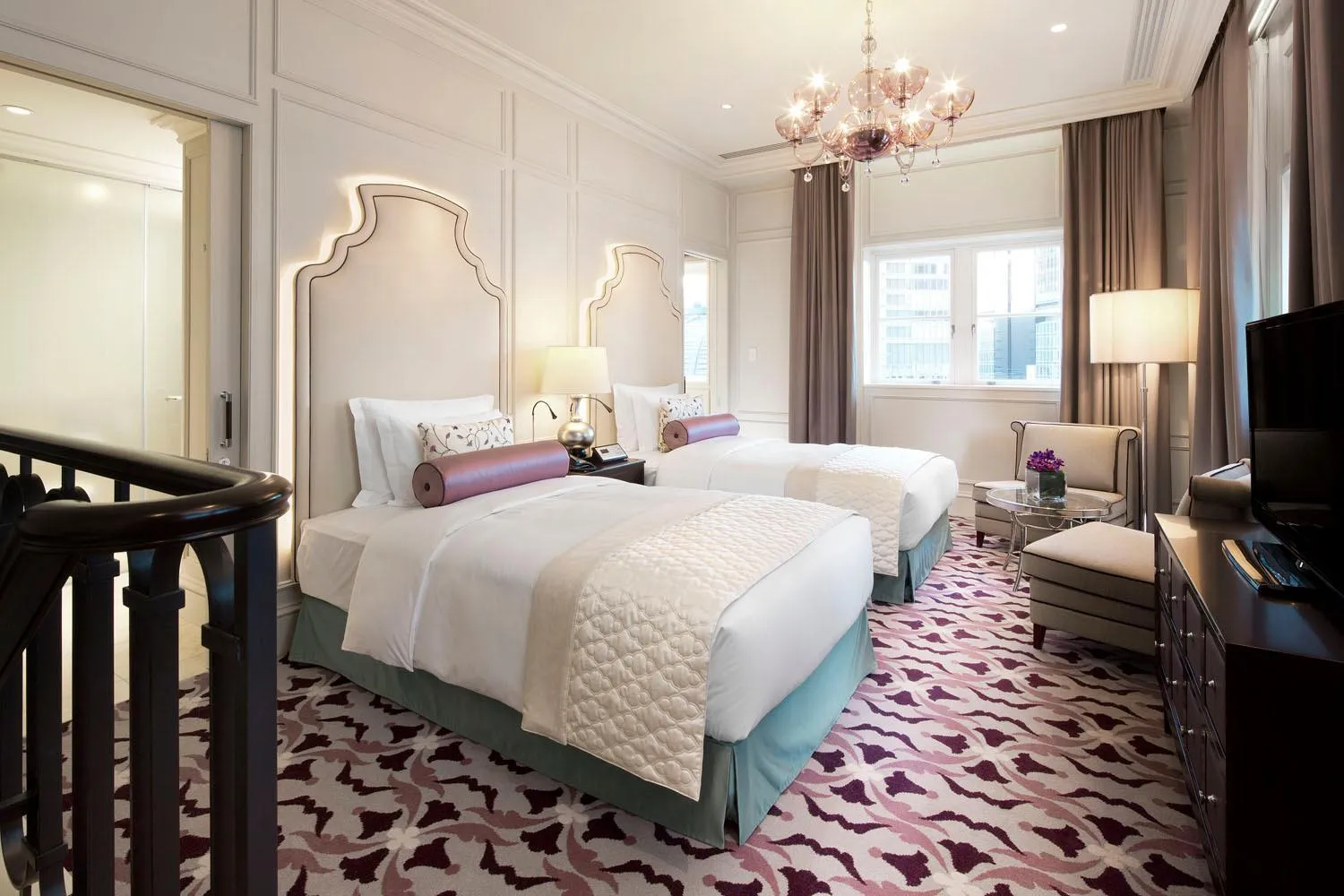 Photo of the whole room, Bed in The Tokyo Station Hotel