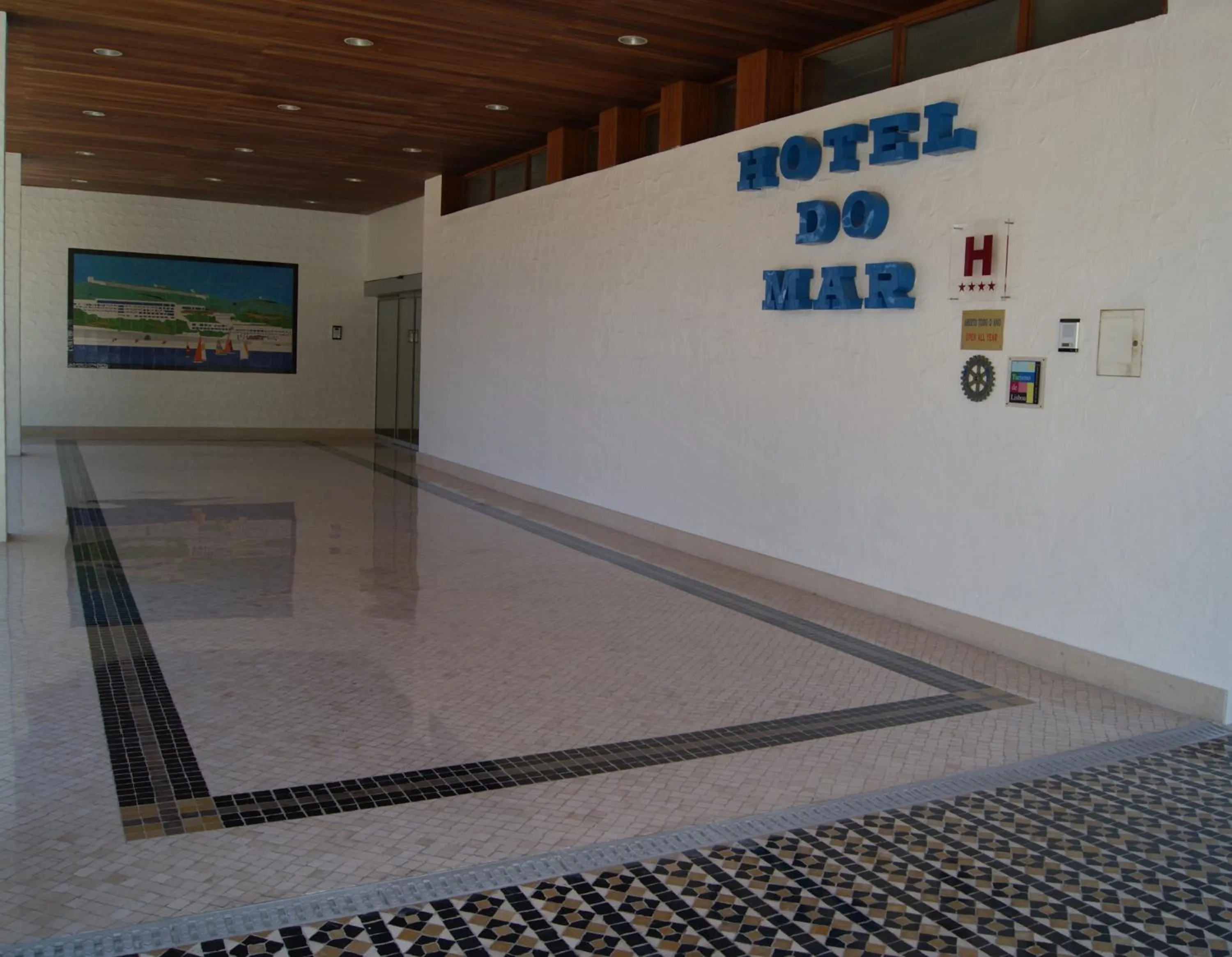 Lobby or reception in Hotel do Mar