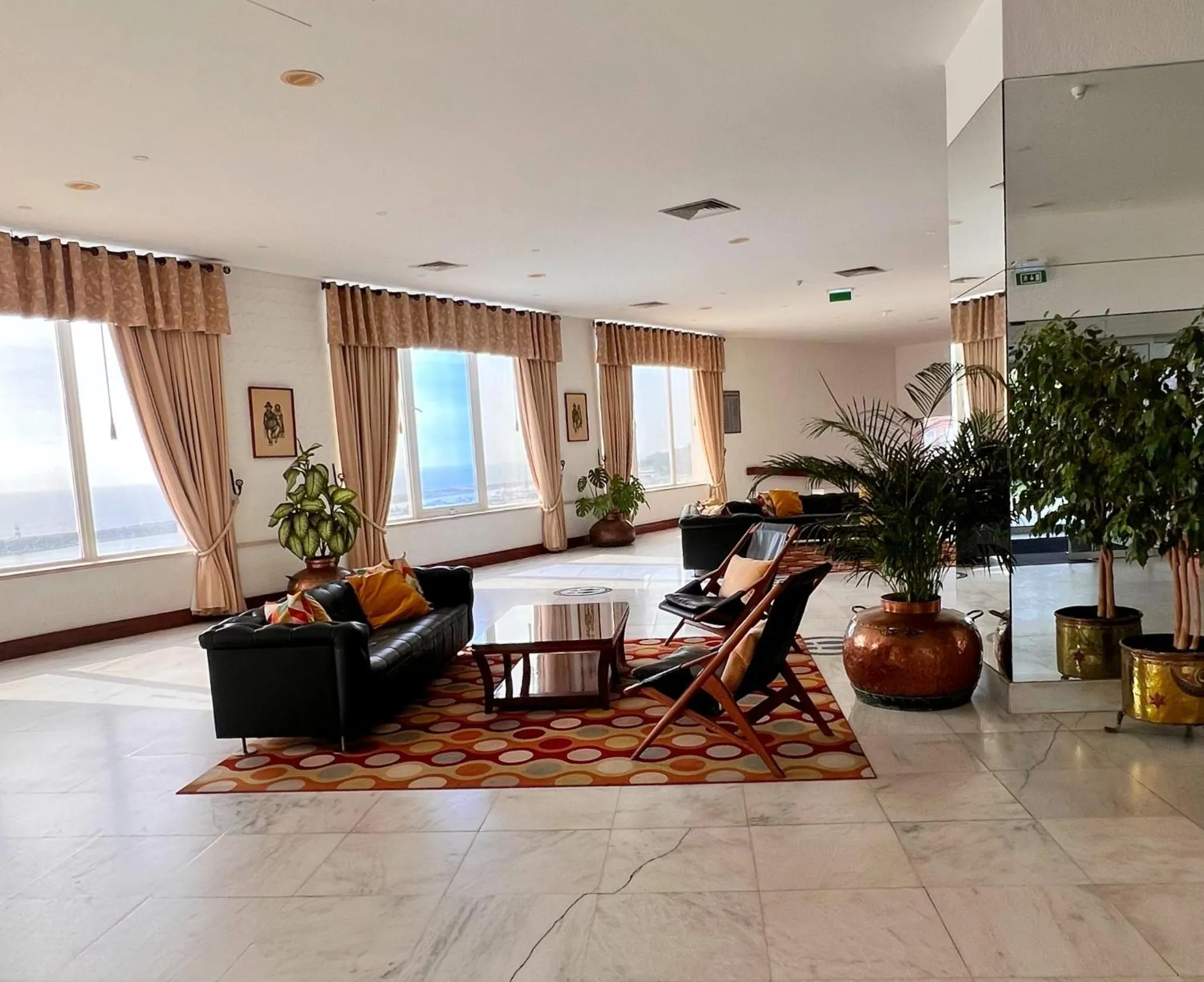 Lobby or reception in Hotel do Mar