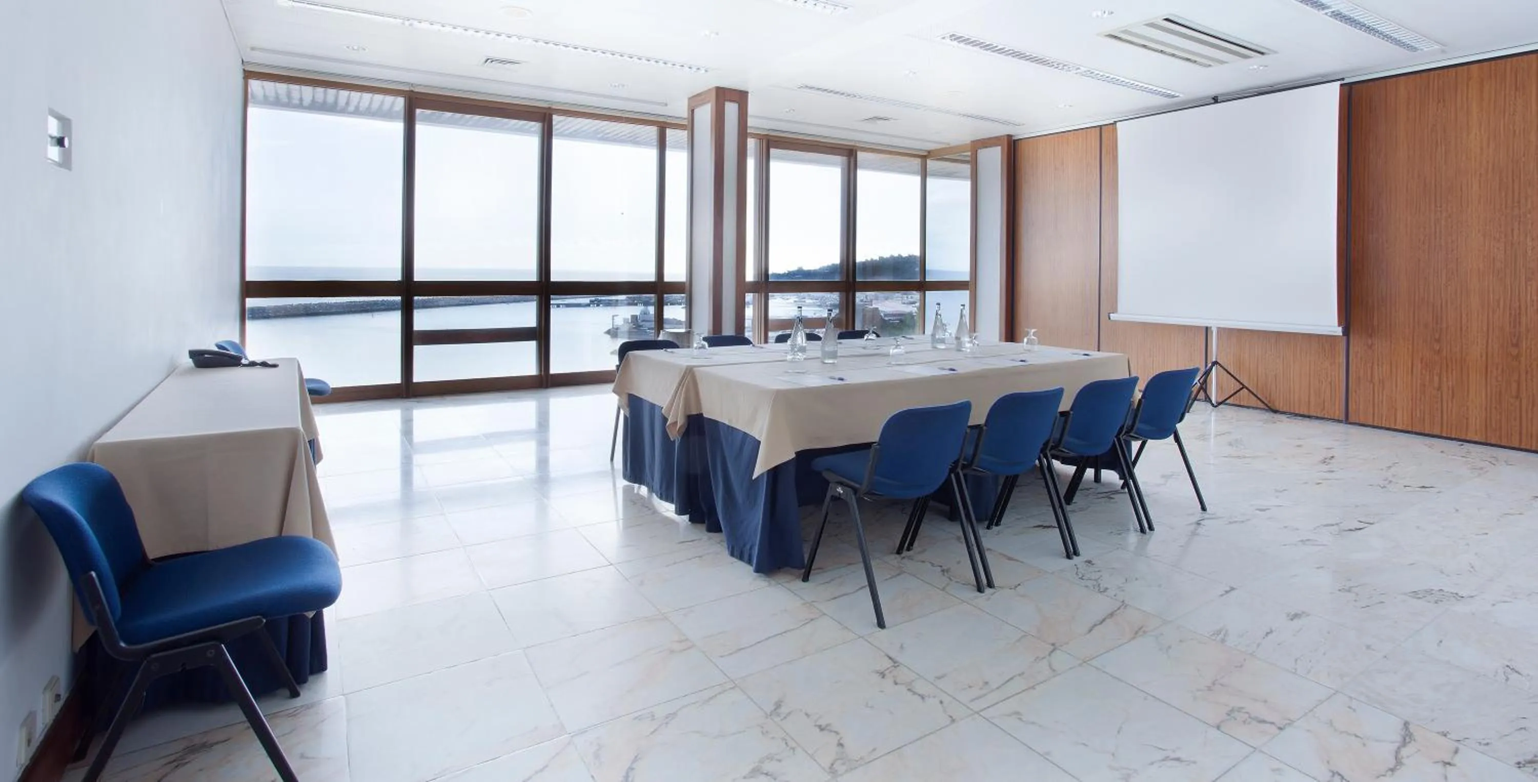 Meeting/conference room in Hotel do Mar