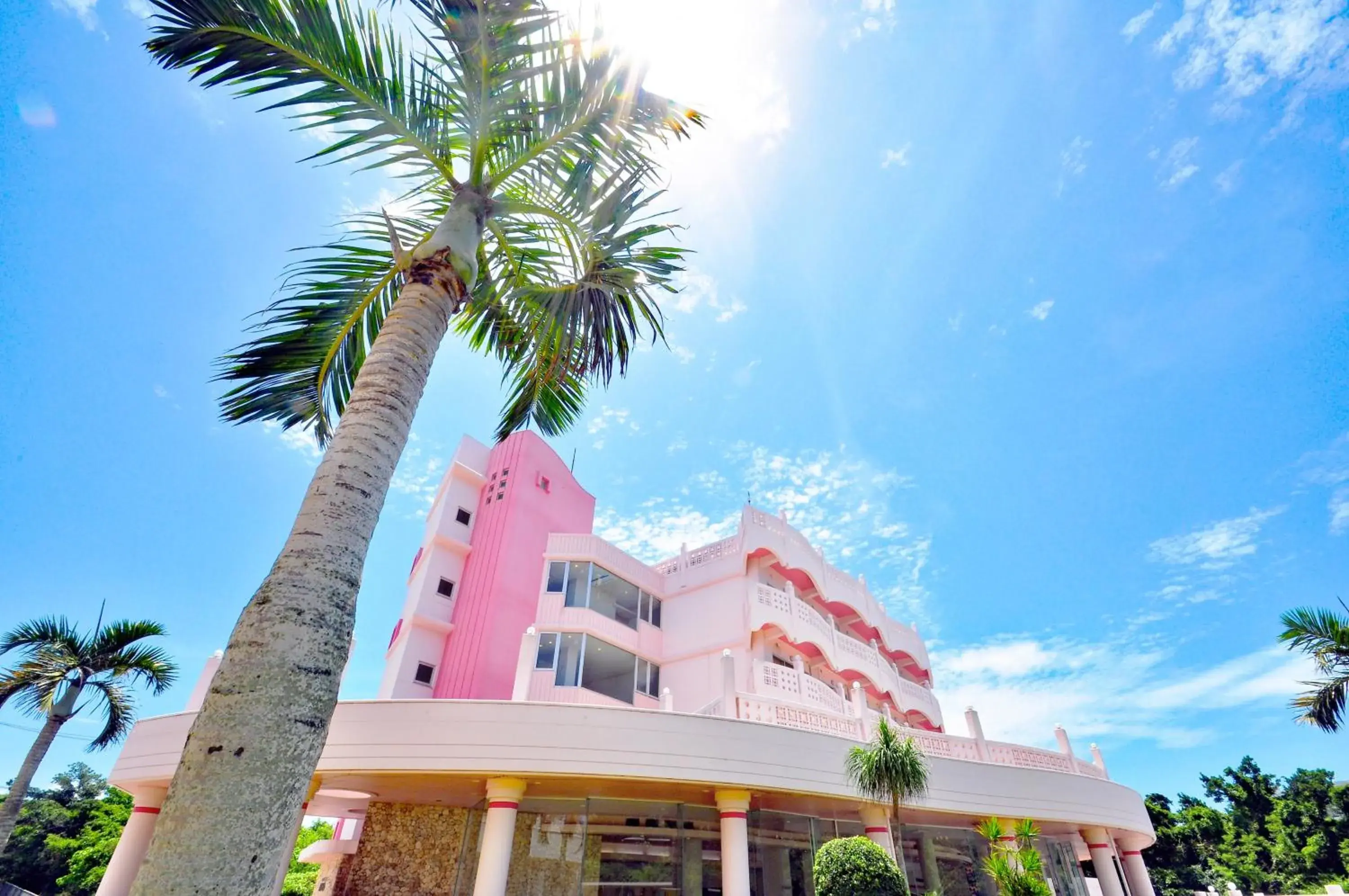 Property building in Marine Lodge Marea Property building in Marine Lodge Marea