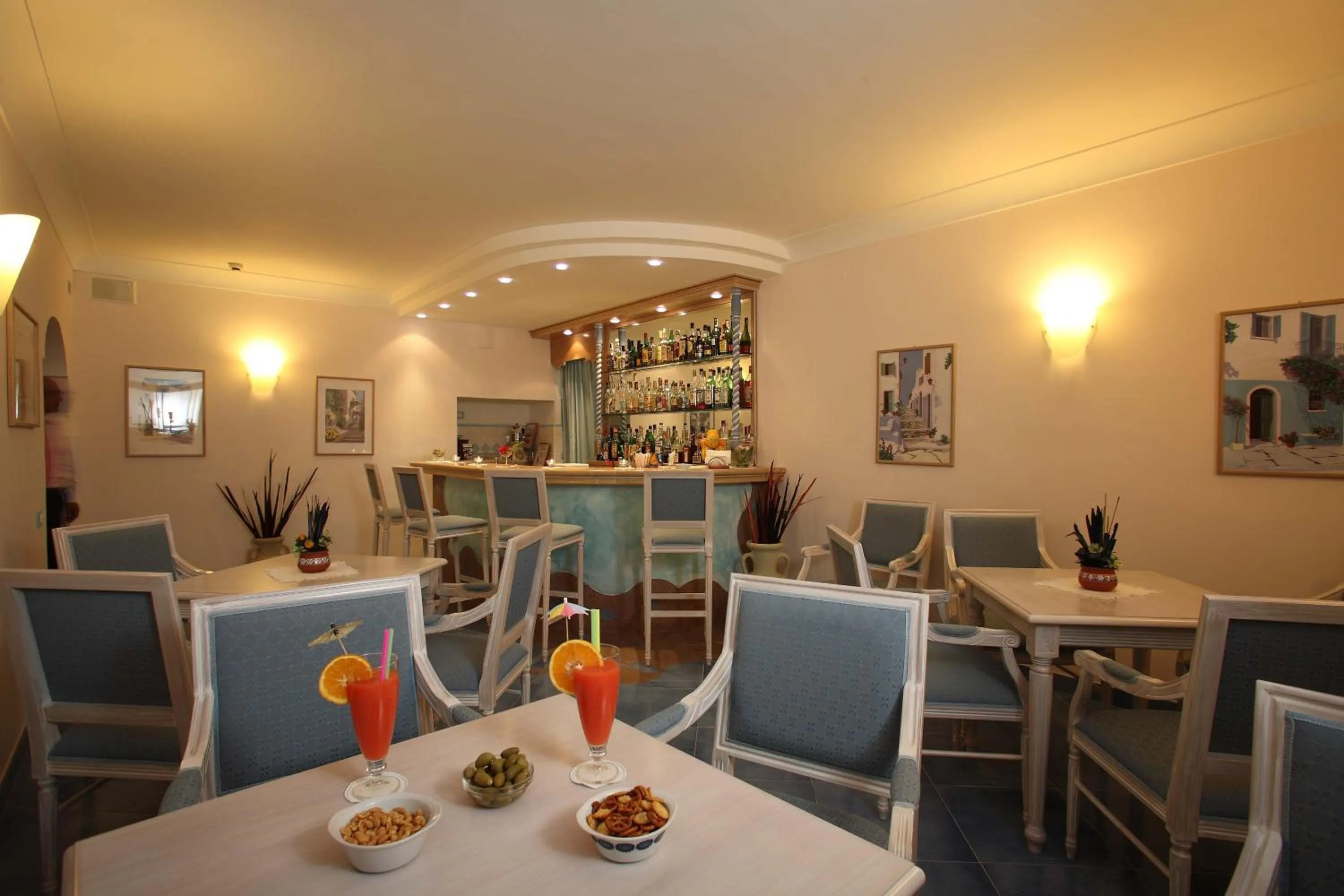 Lounge or bar in Hotel Bellevue Benessere & Relax