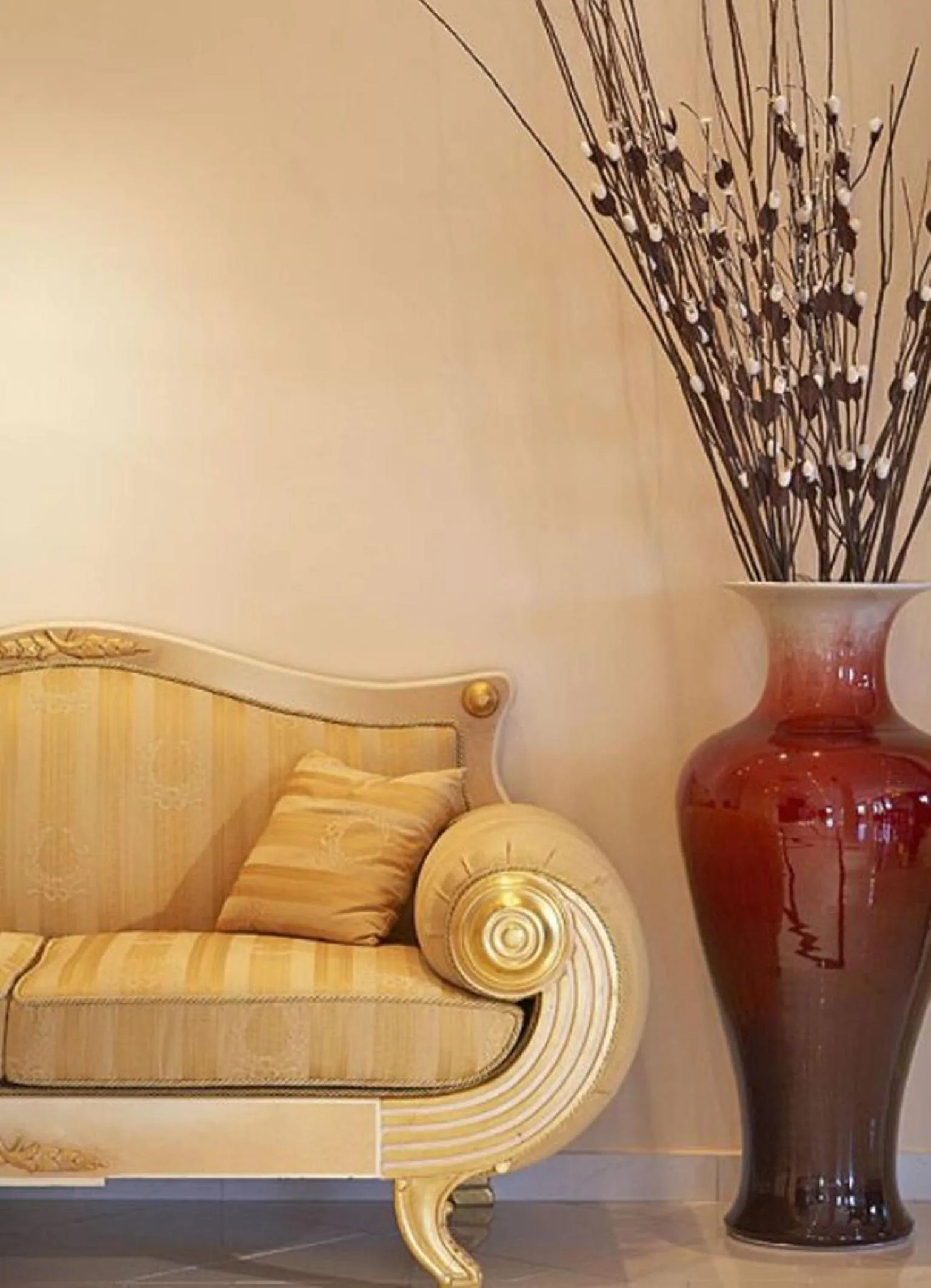 Decorative detail in Grand Beach Hotel