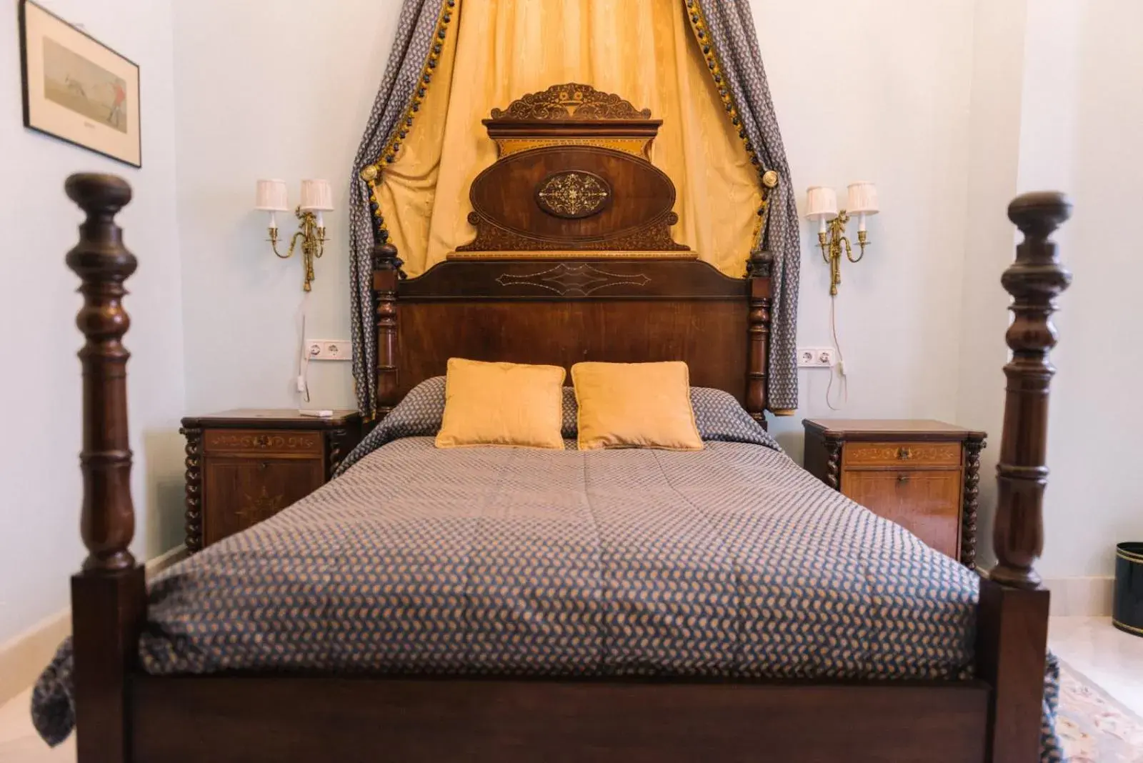 Double Room - single occupancy in Palacio del Virrey Laserna Double Room - single occupancy in Palacio del Virrey Laserna