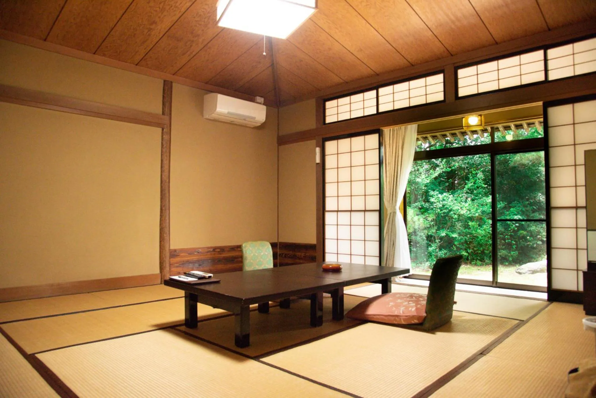 Seating area in Tanakaya