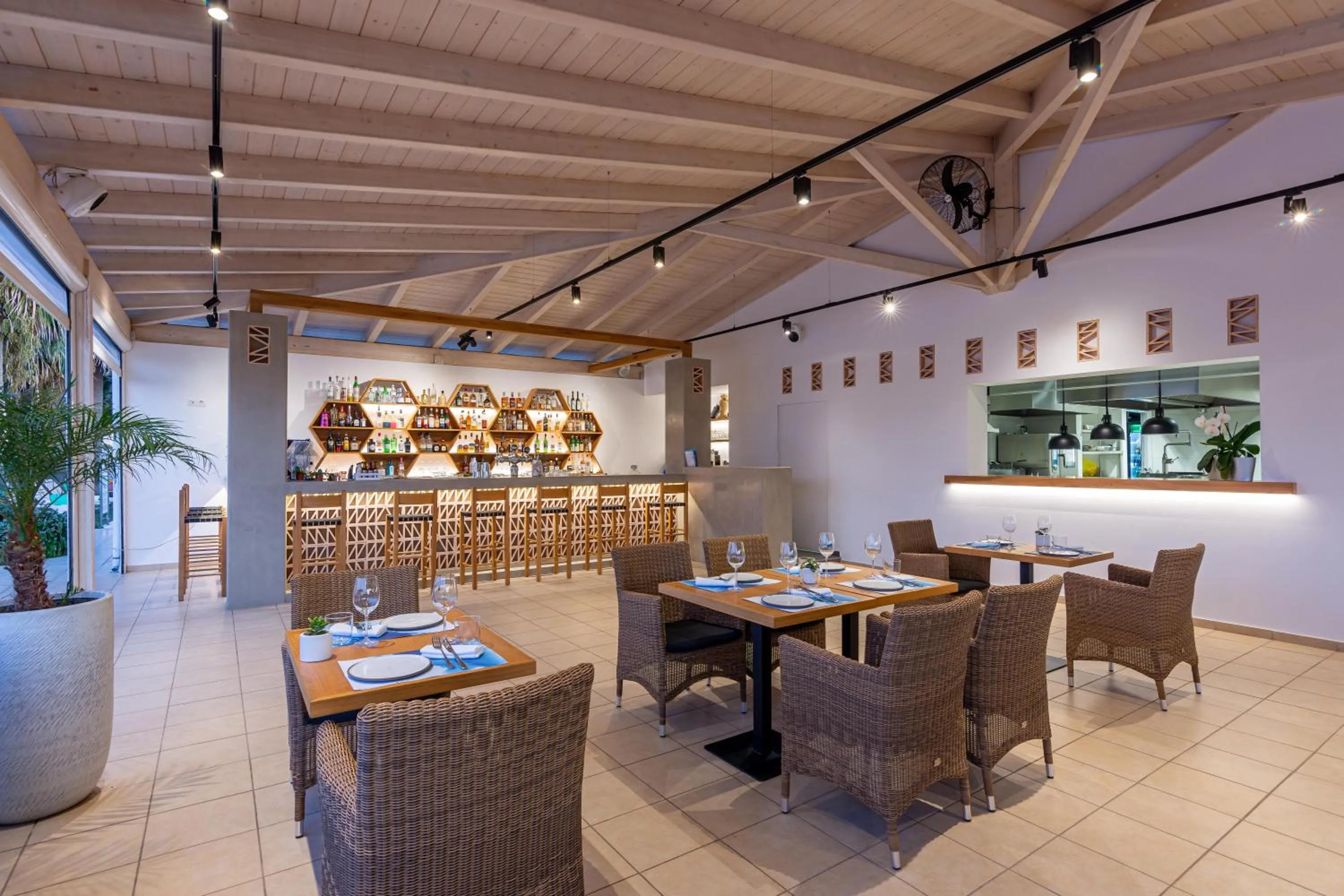 Lounge or bar in Hotel Hara Ilios Village