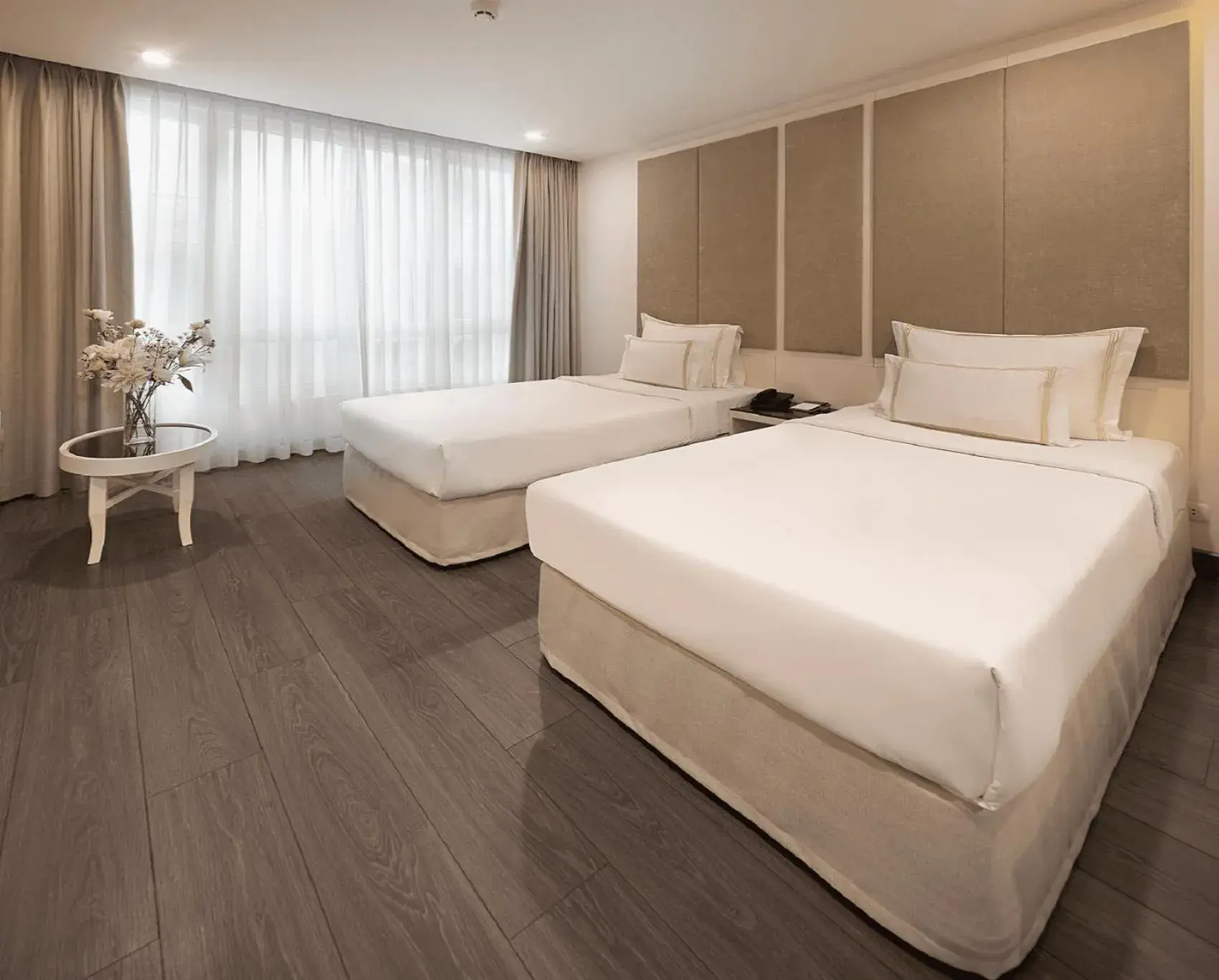 Bed in Paragon Saigon Hotel Bed in Paragon Saigon Hotel