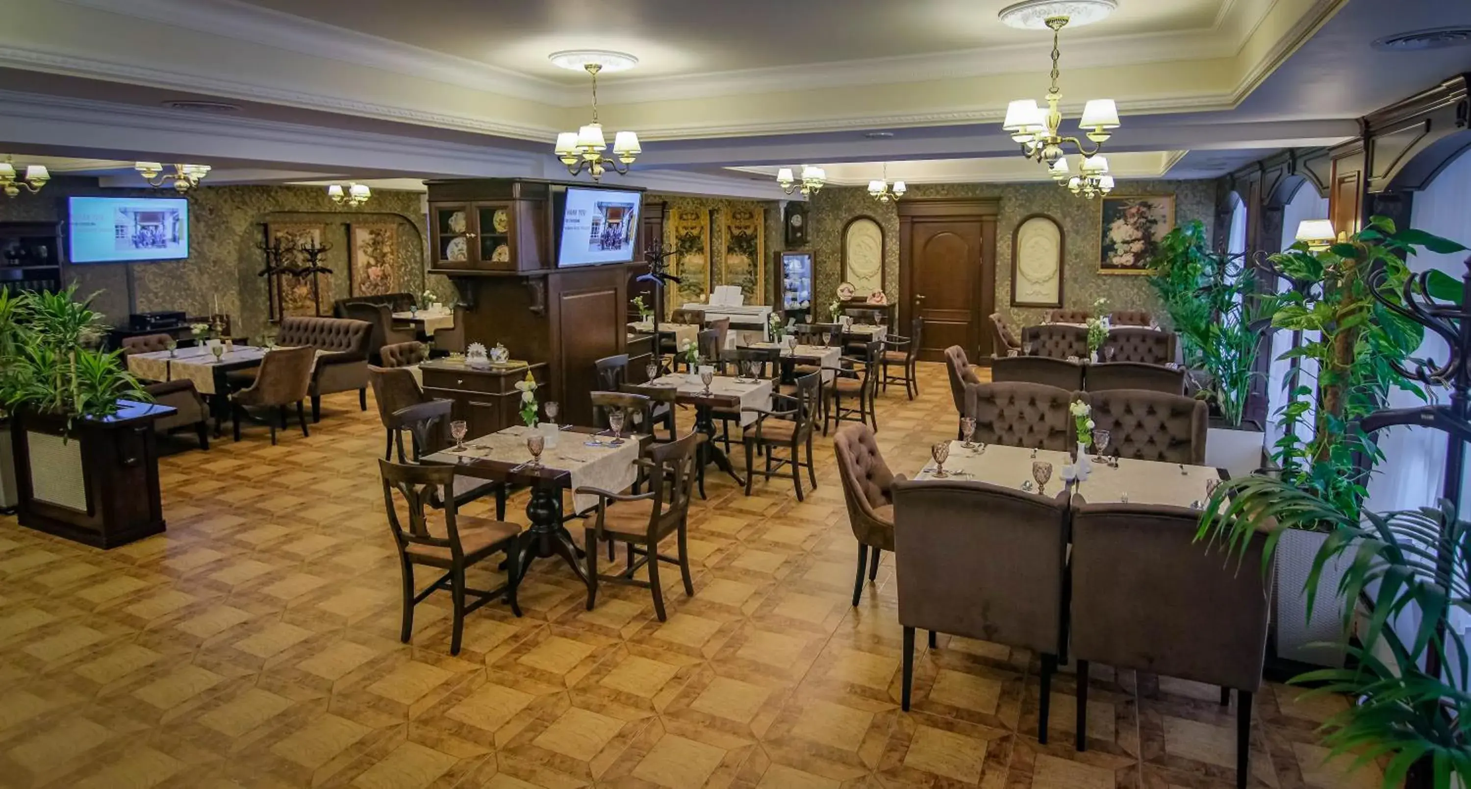 Restaurant/places to eat in Premier Hotel Palazzo Restaurant/places to eat in Premier Hotel Palazzo