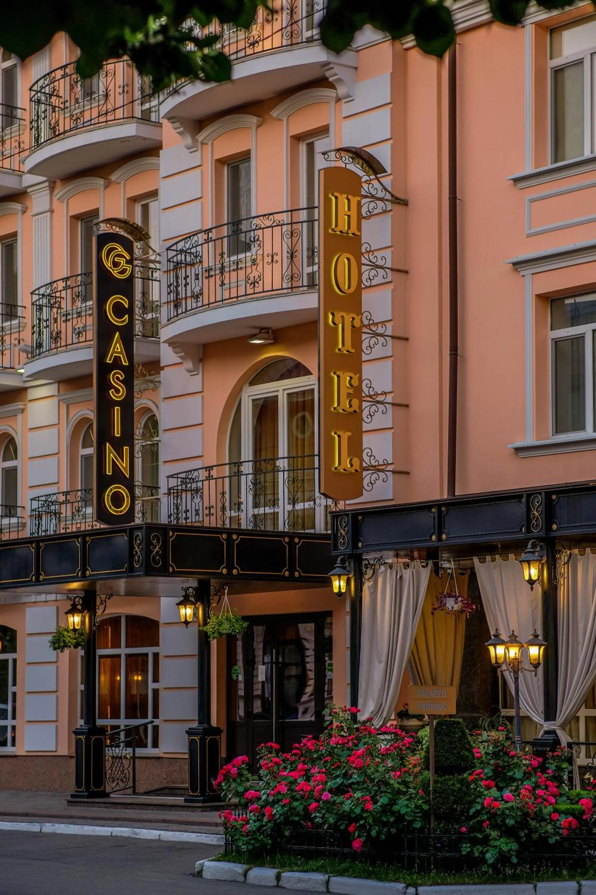 Property building in Premier Hotel Palazzo