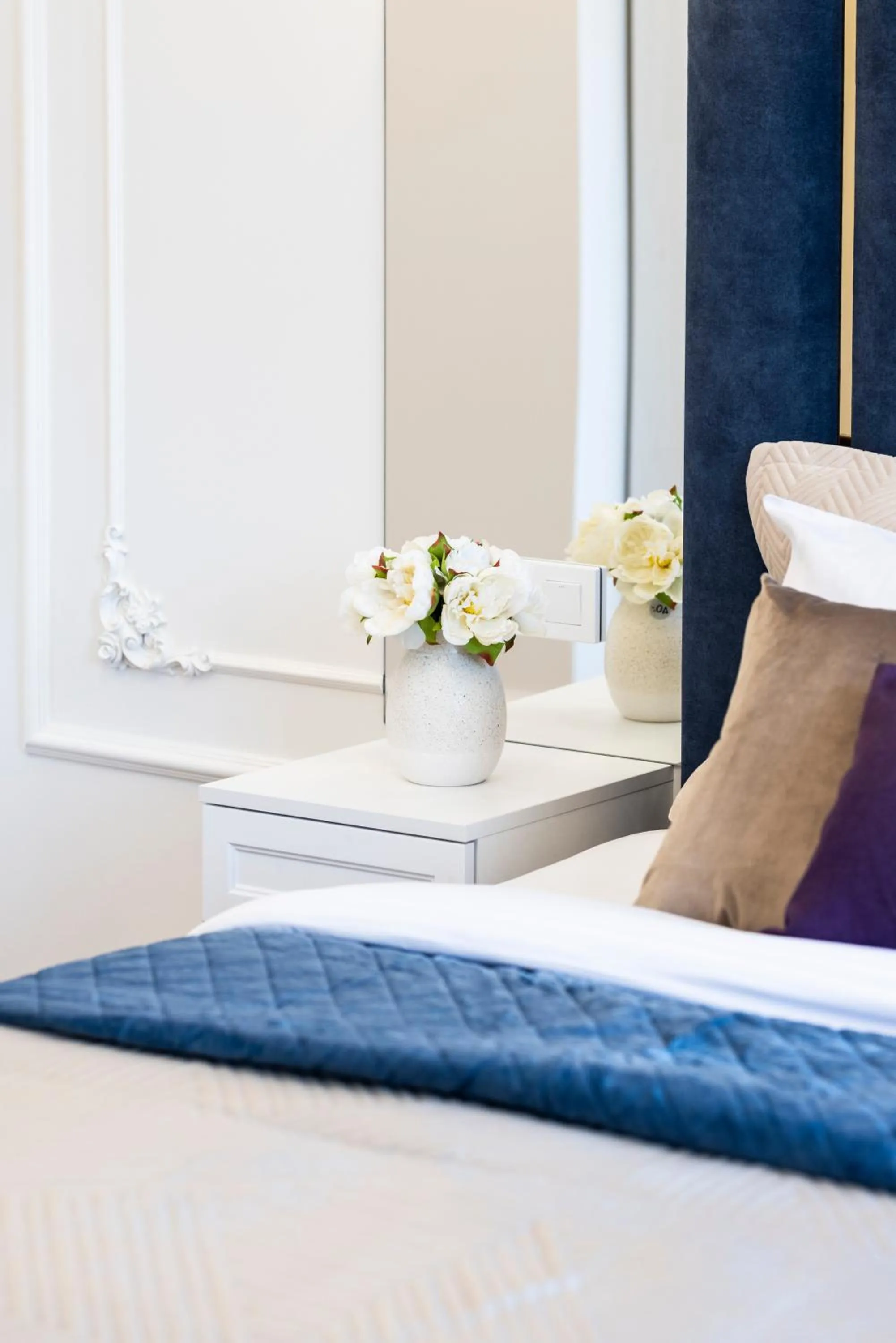 Bed in Main Square Apartments