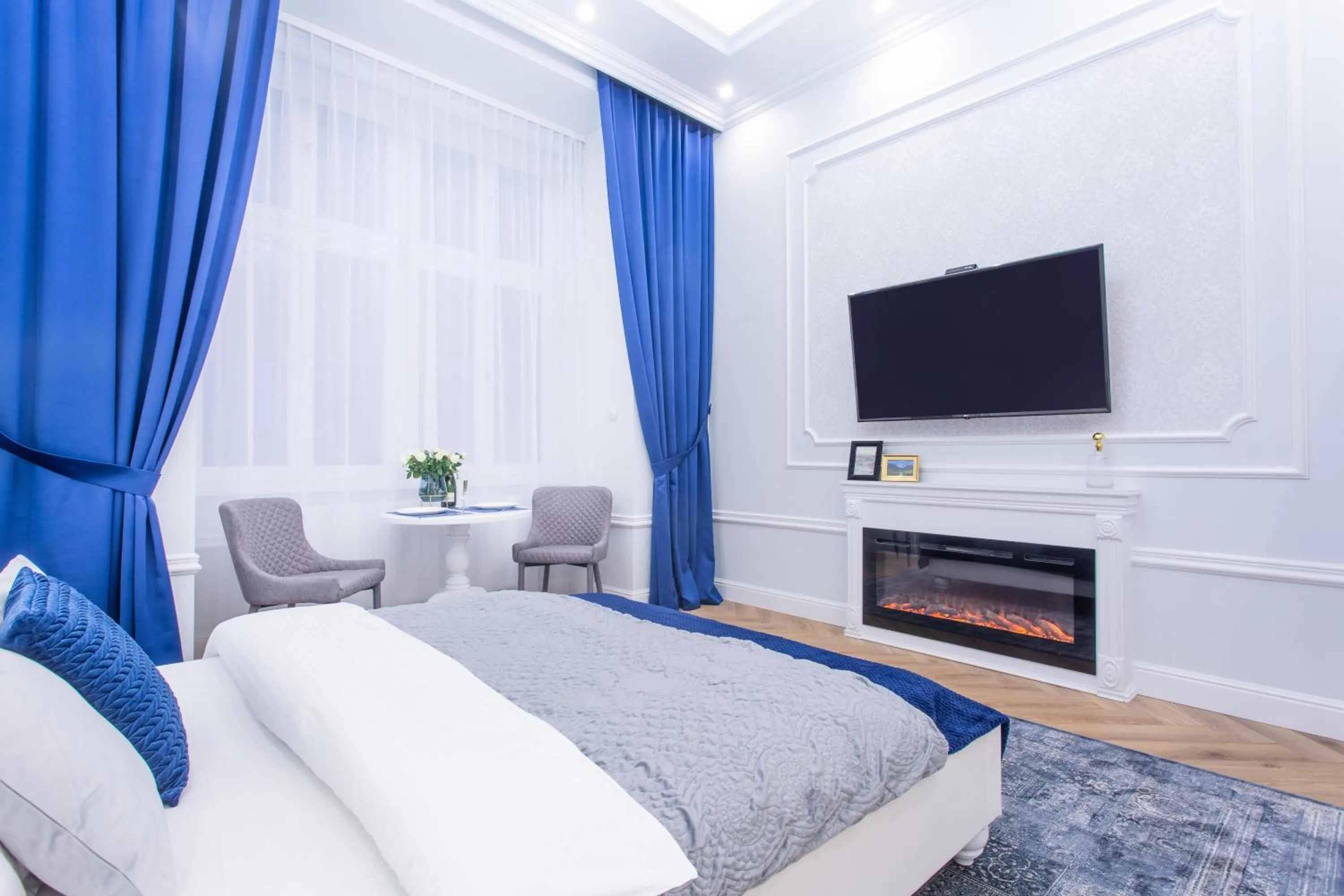 Bed in Main Square Apartments