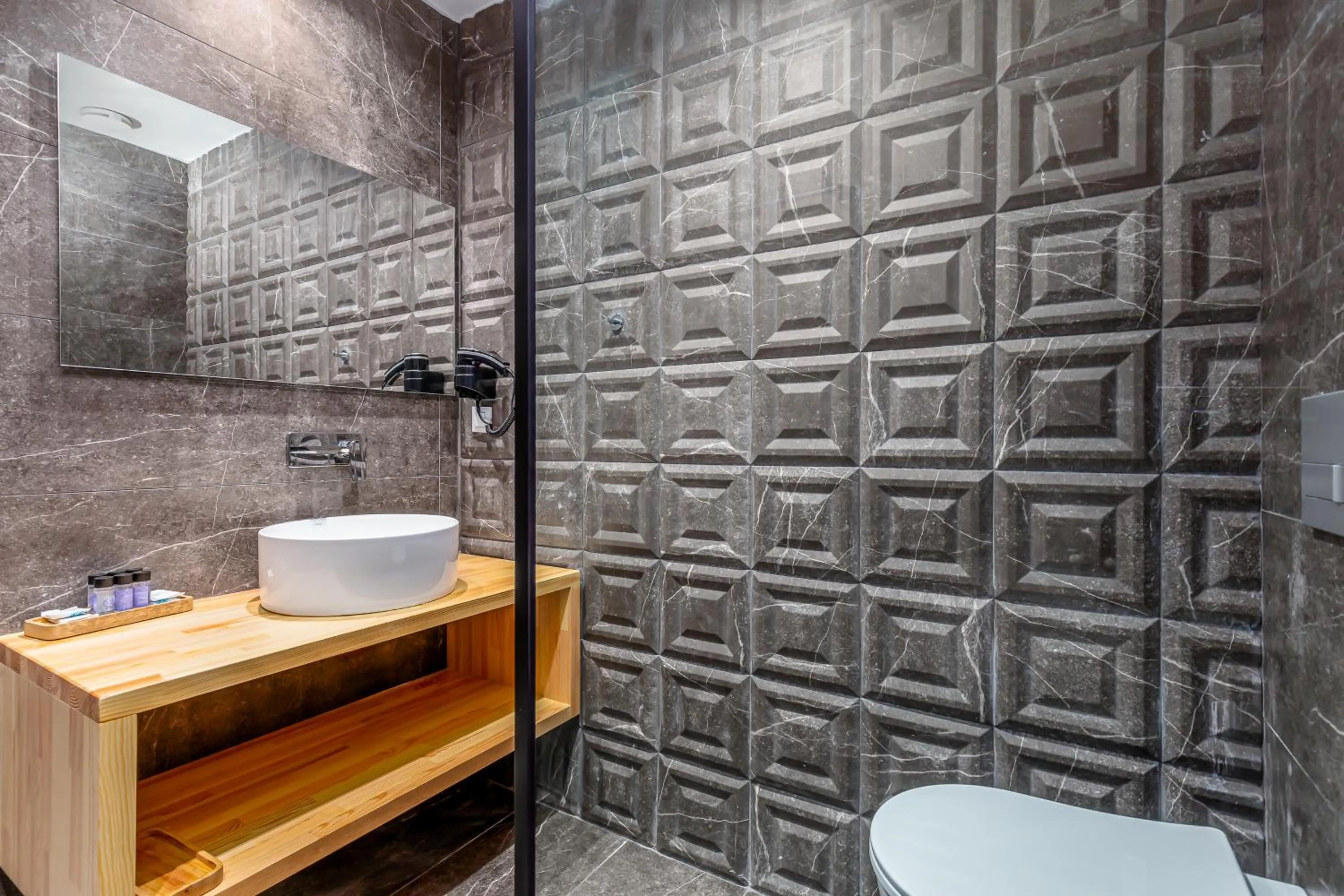 Shower in Anasa Corfu