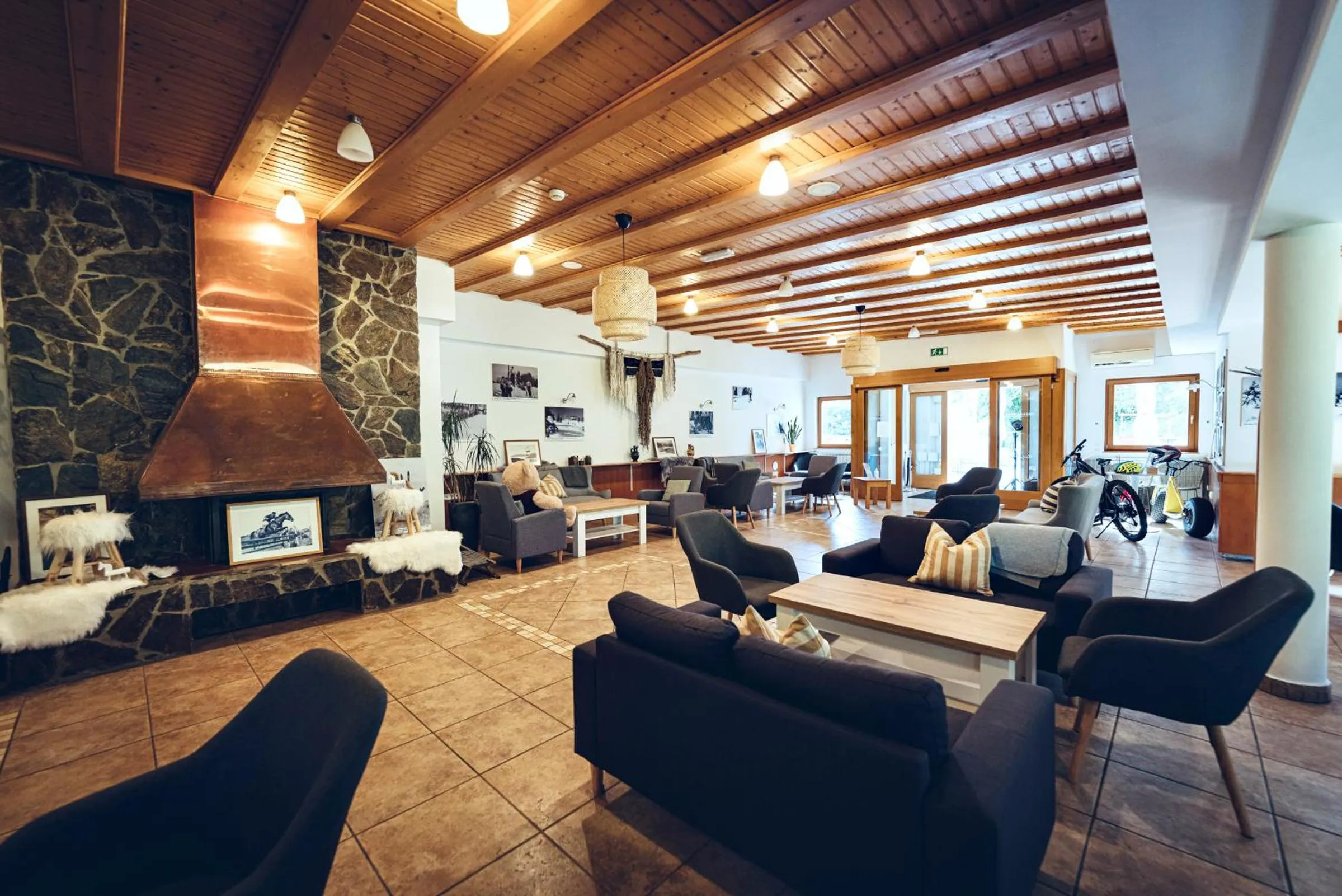 Lobby or reception in Pohorje Village Wellbeing Resort - Wellness & Spa Hotel Bolfenk