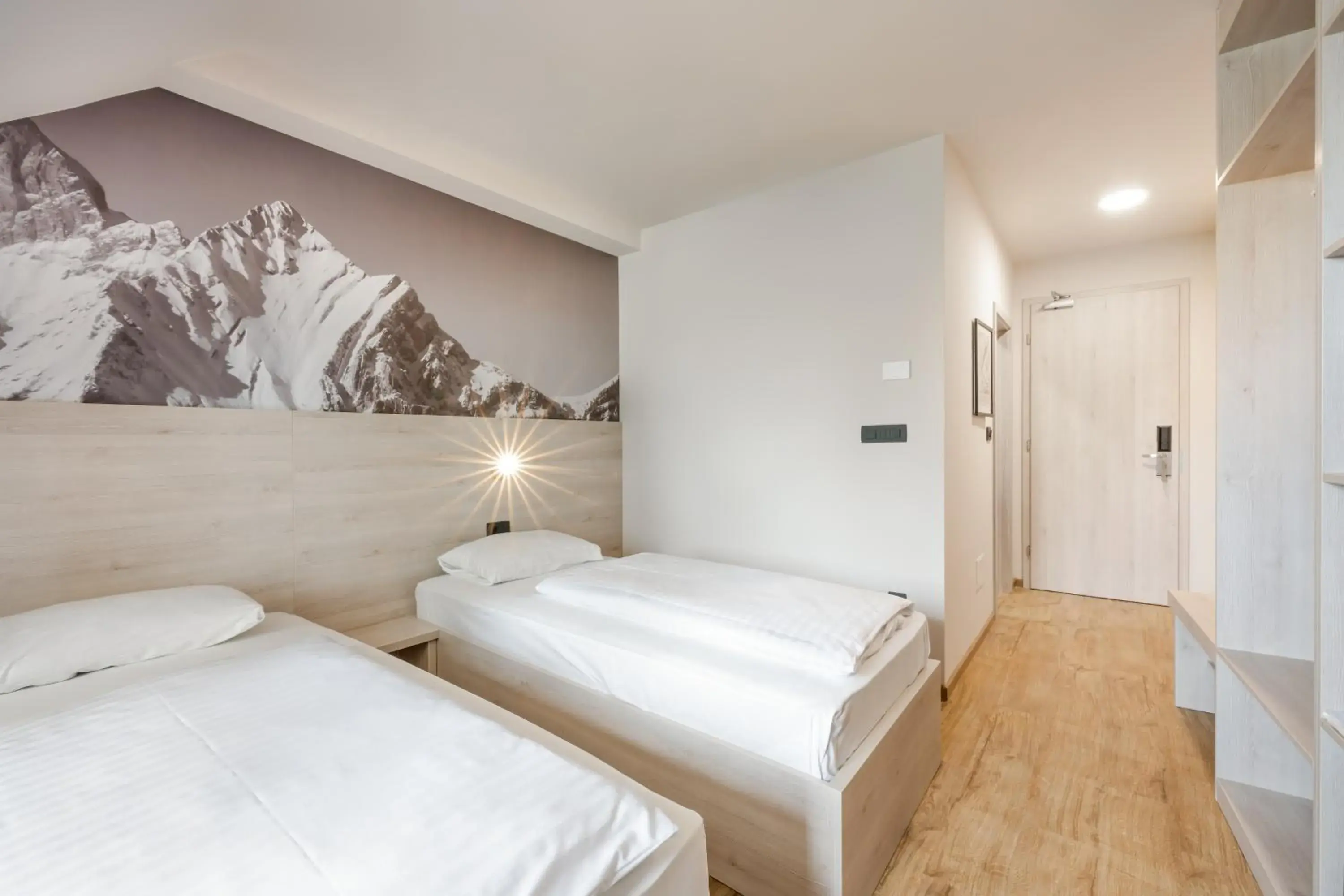 Double or Twin Room with City View in Hotel Arena Maribor Double or Twin Room with City View in Hotel Arena Maribor
