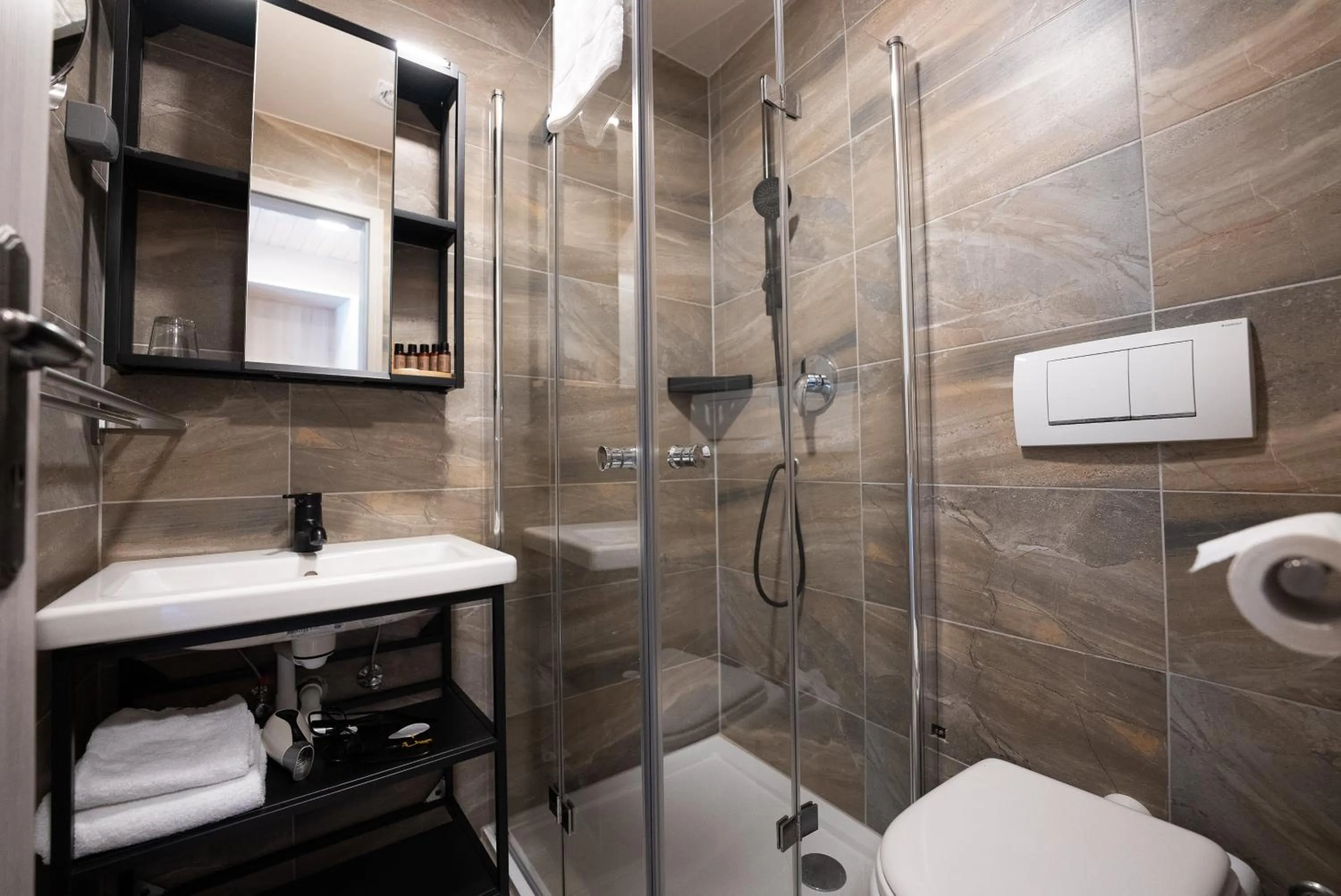 Shower in Hotel Arena Maribor