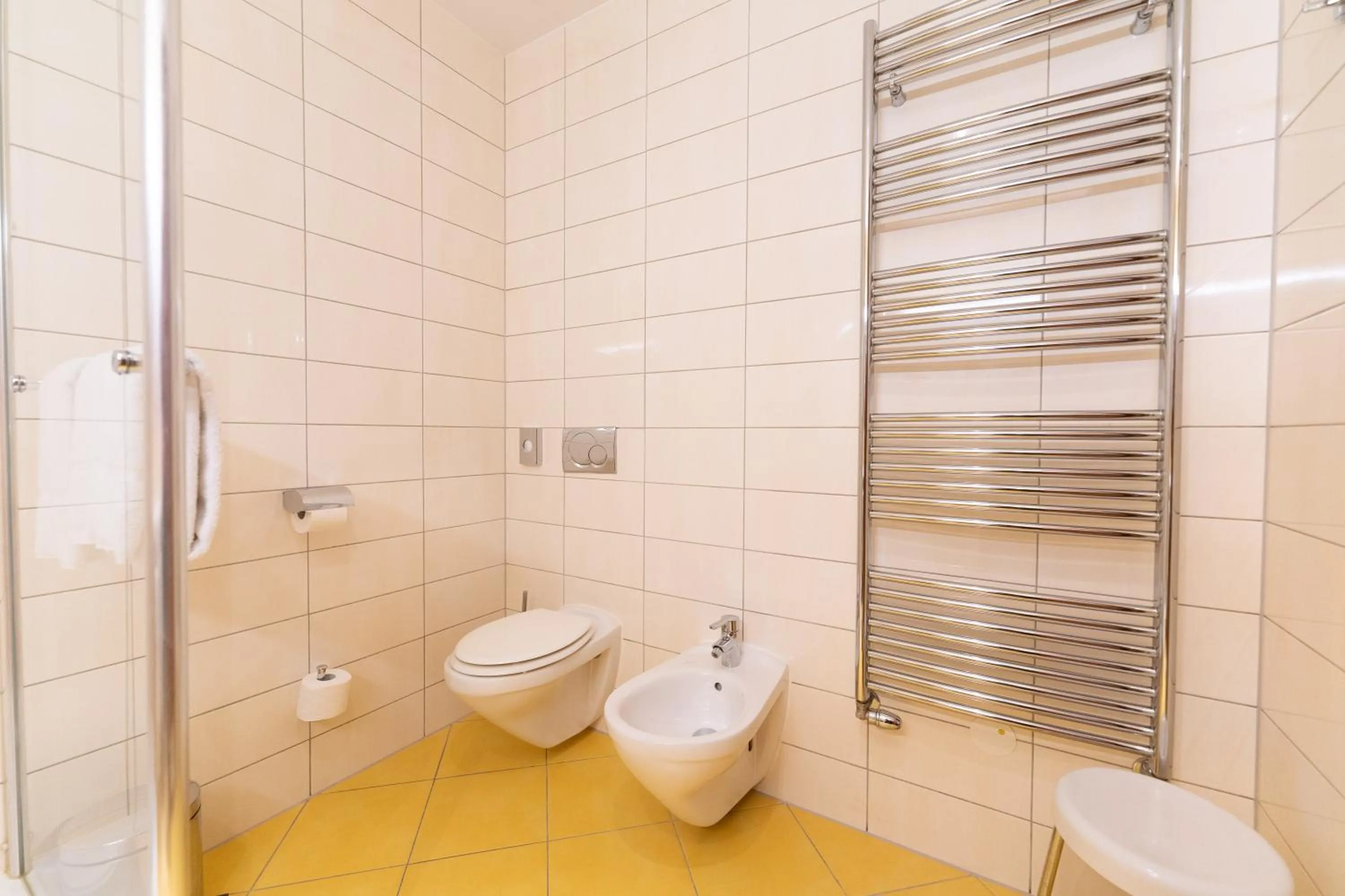 Toilet in Hotel Arena Maribor