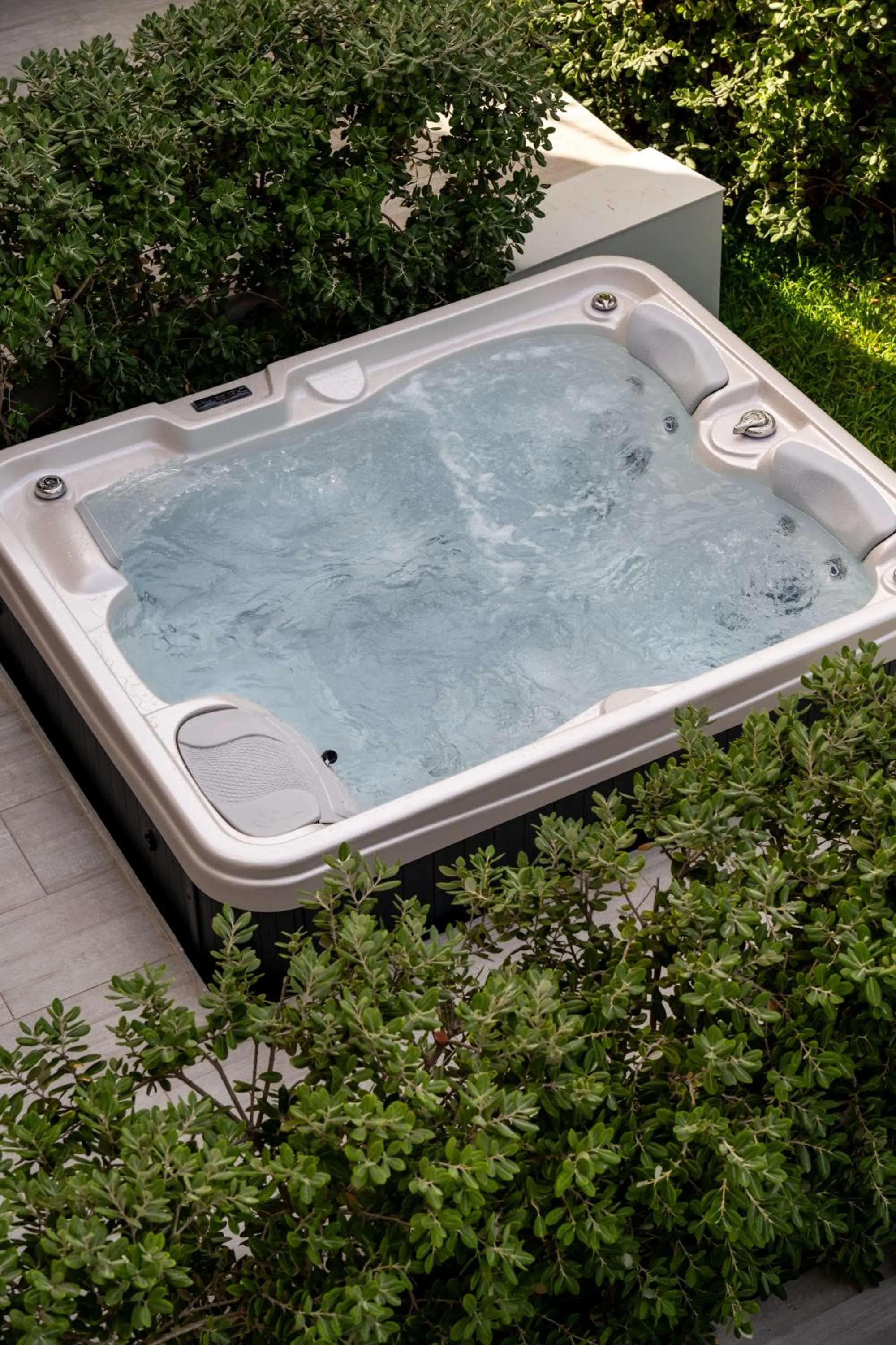 Day in Anemomylos Residence