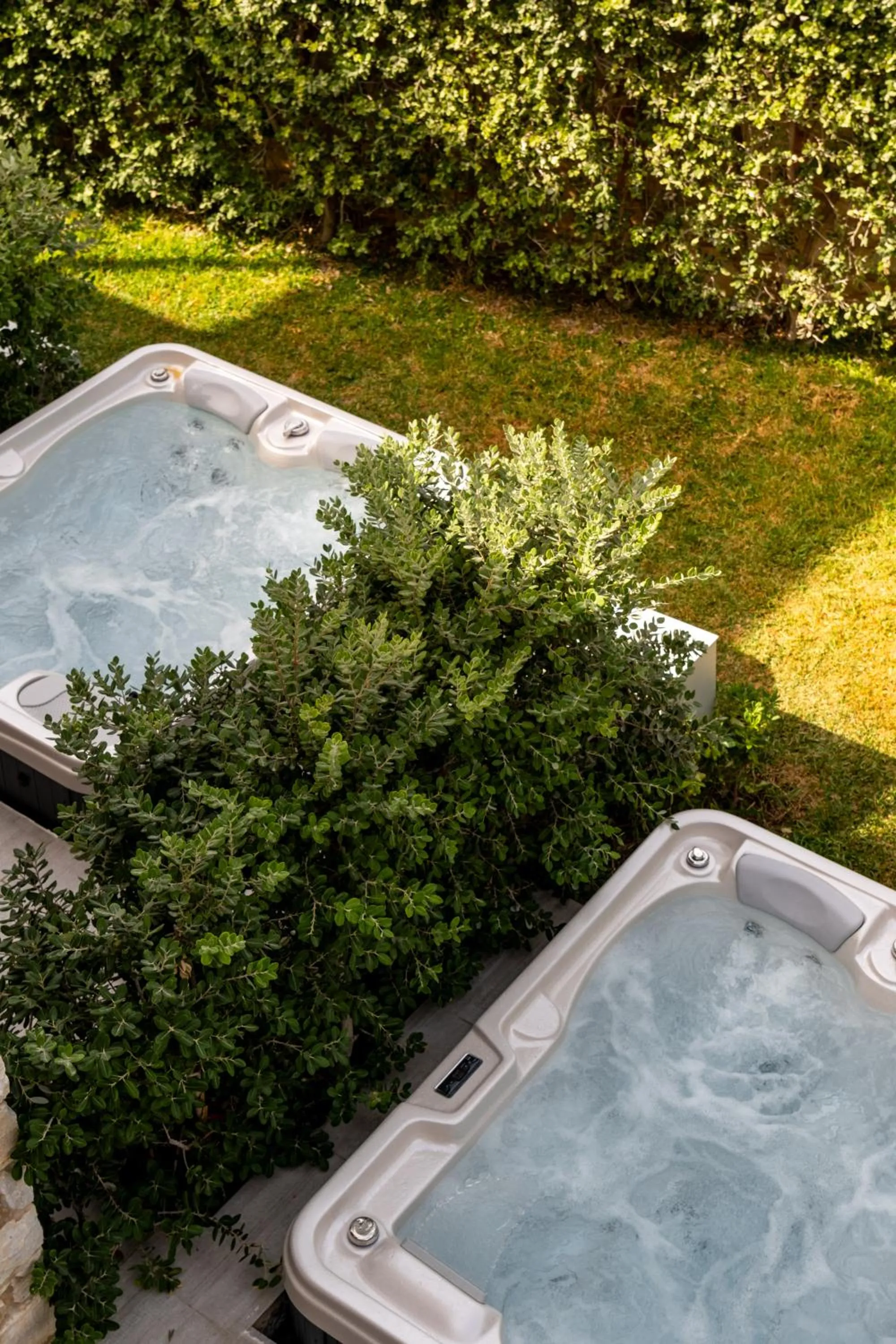 Hot Tub in Anemomylos Residence