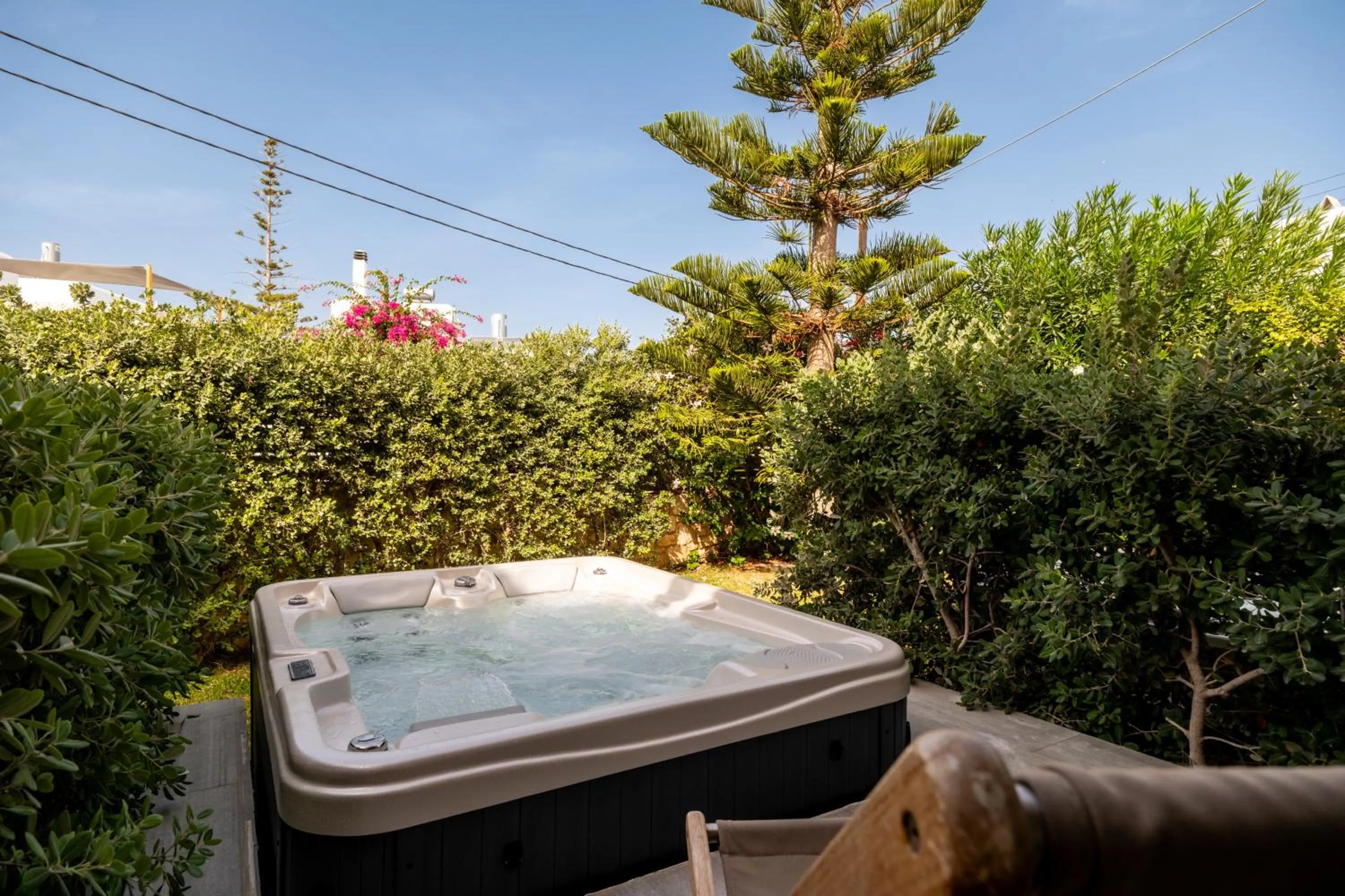 Hot Tub in Anemomylos Residence