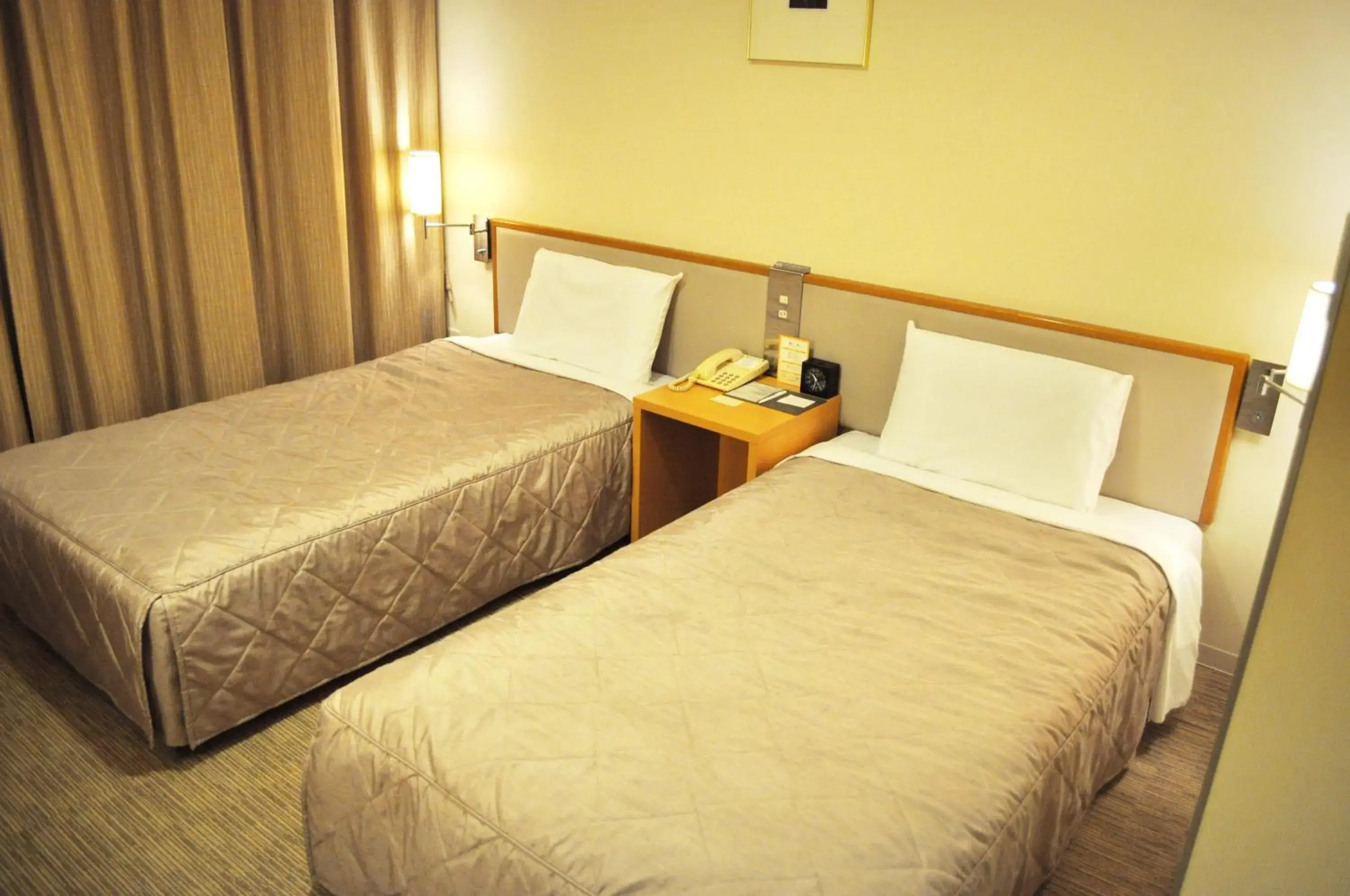 Decorative detail, Bed in Hotel Sunroute Kumamoto Decorative detail, Bed in Hotel Sunroute Kumamoto