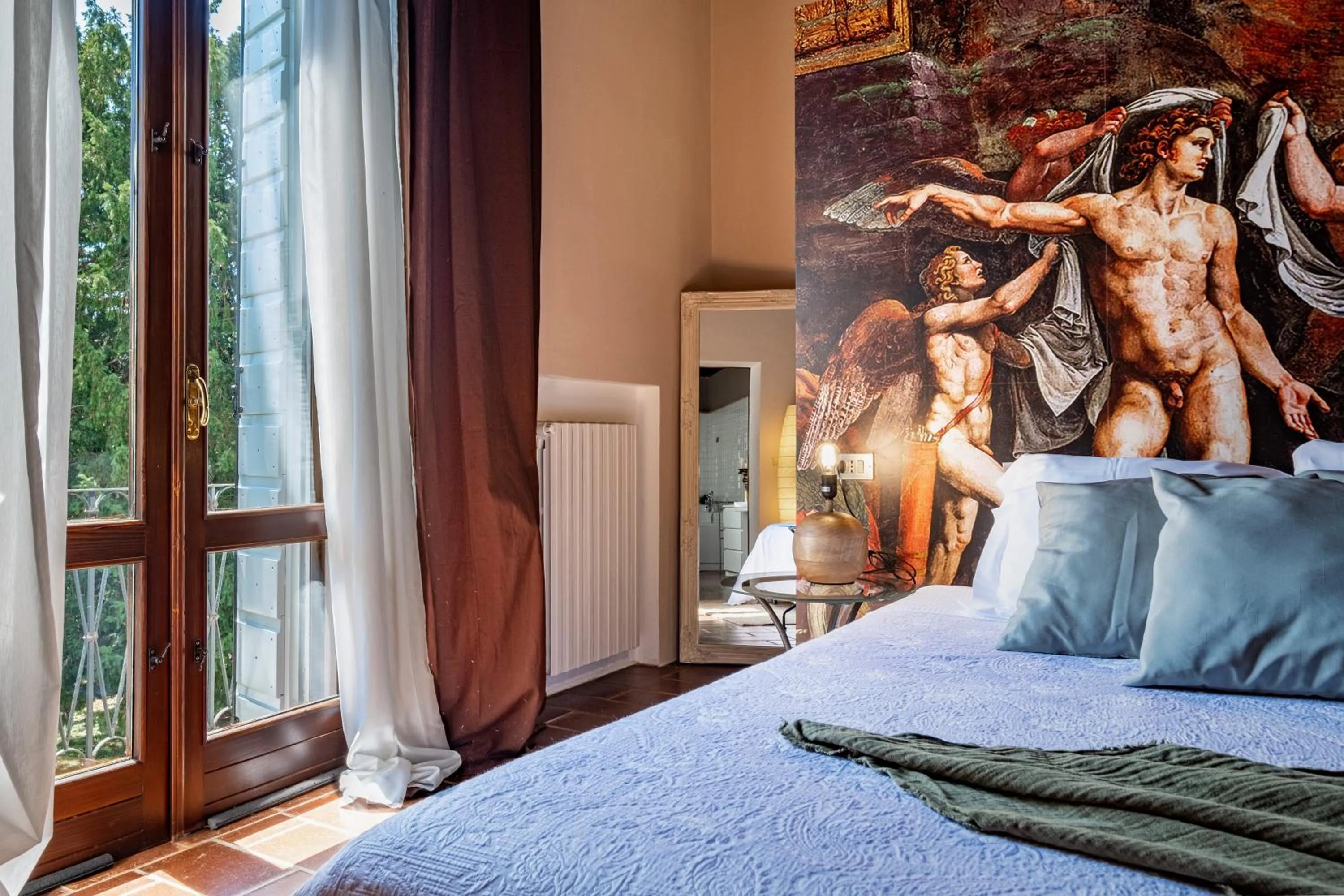 Bed in La Celeste Galeria