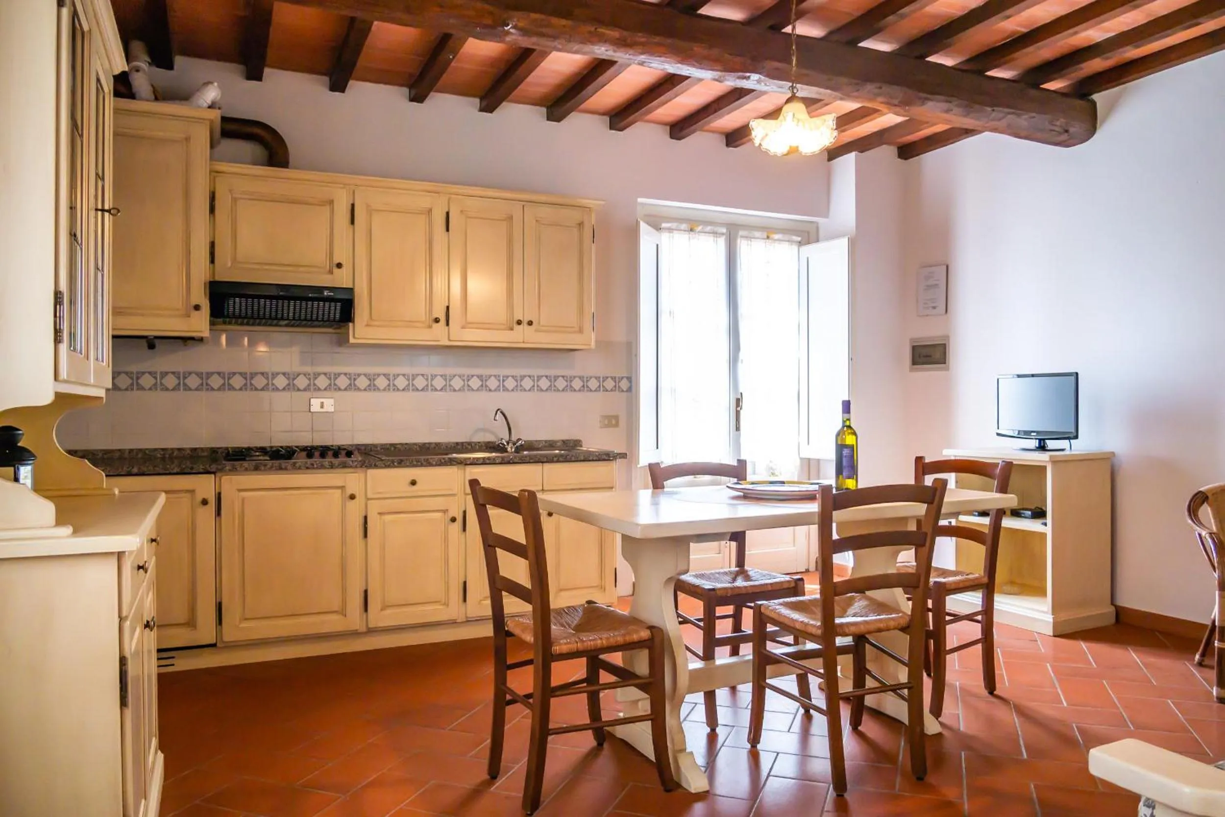 Kitchen or kitchenette in Borgo Di Collelungo