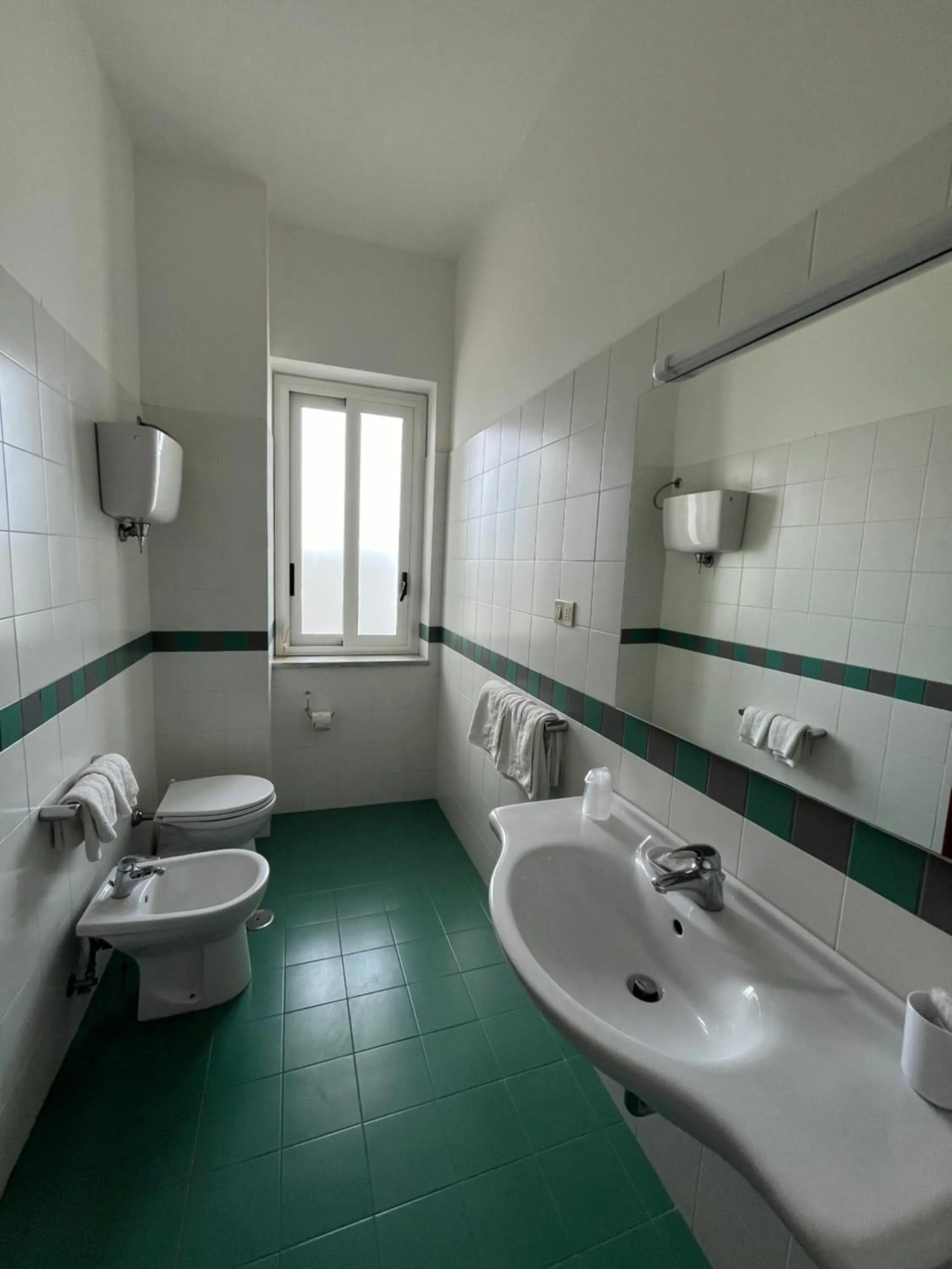 Bathroom in Hotel La Carruba
