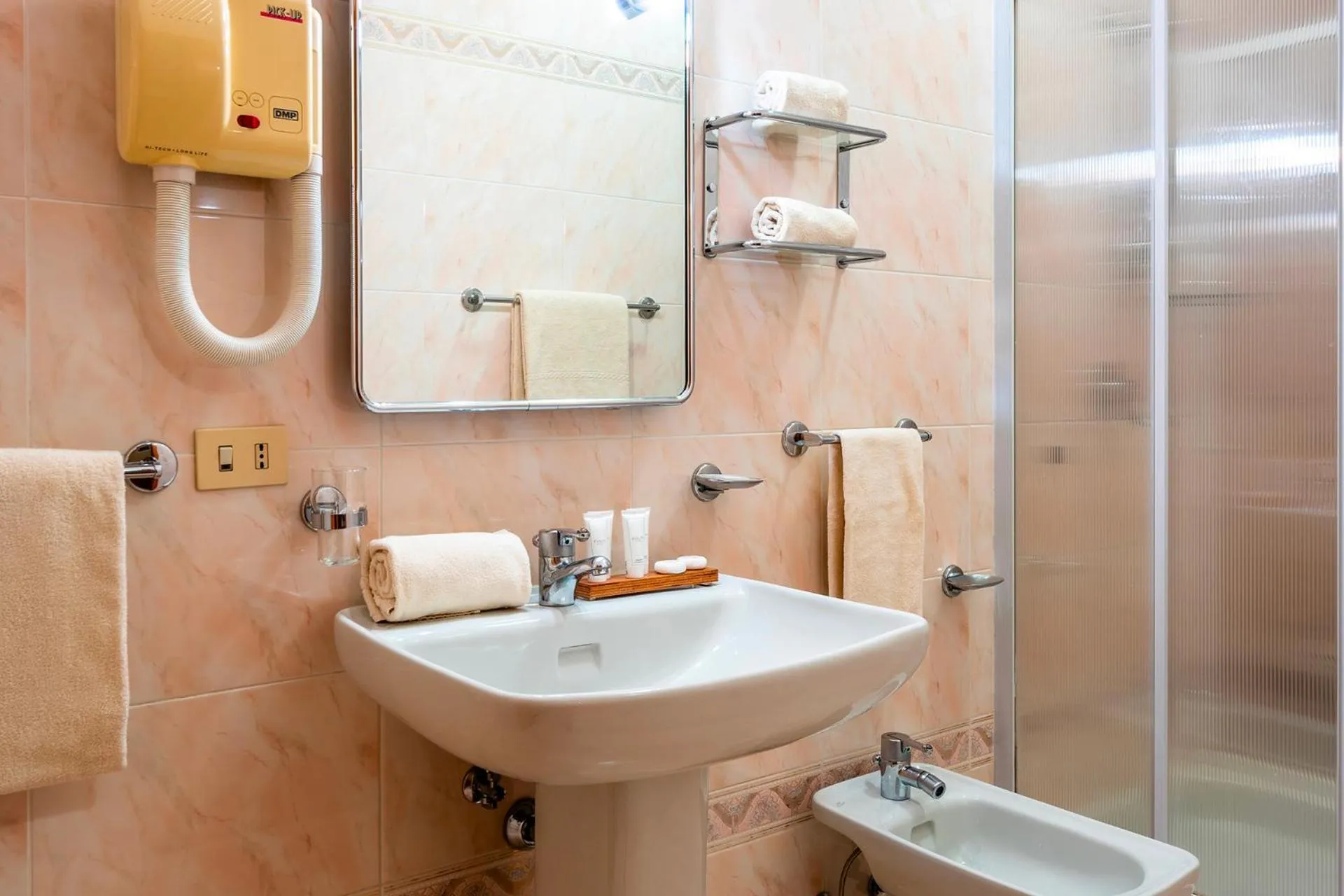 Bathroom in Hotel Iris