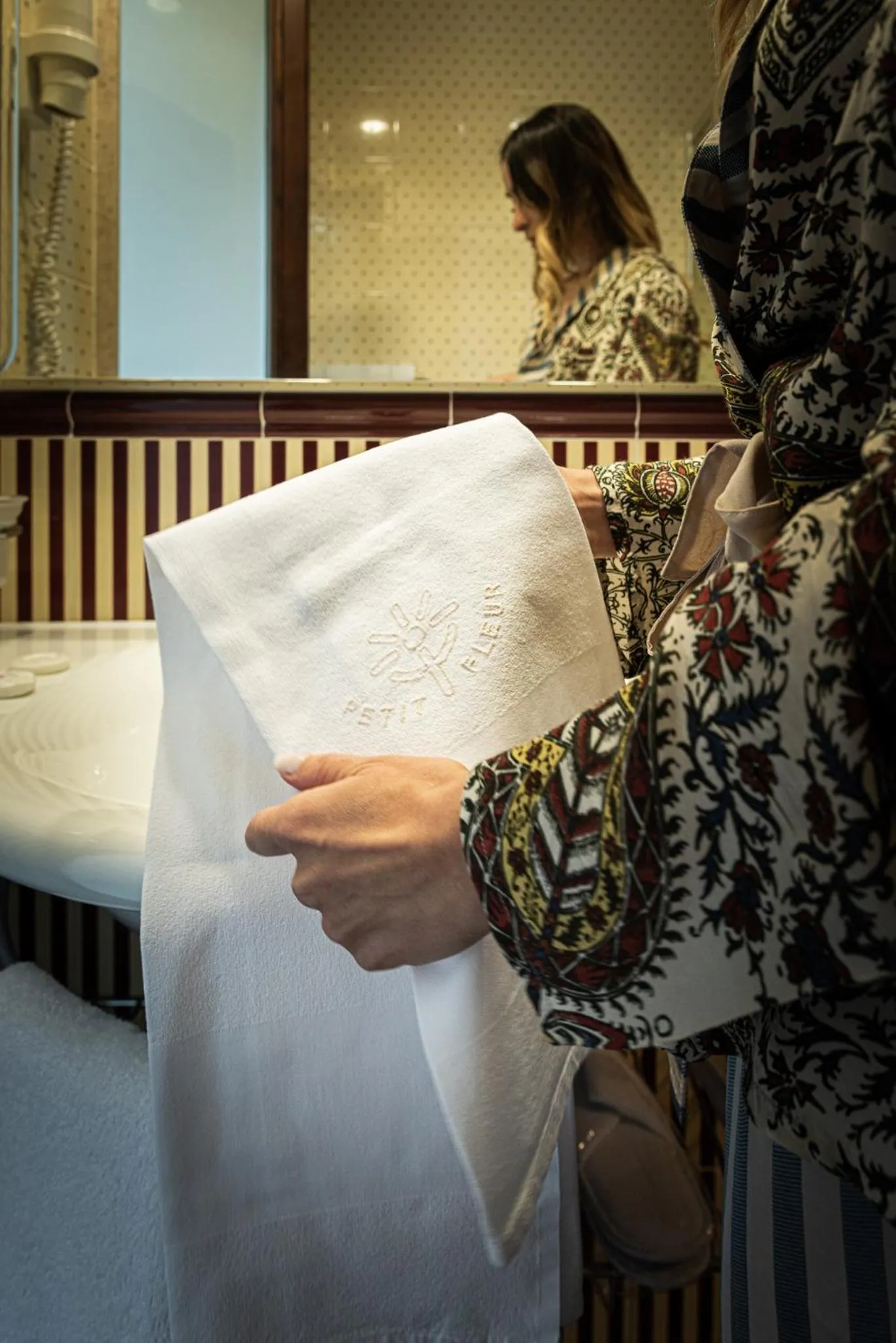 Bed in Hotel Petite Fleur