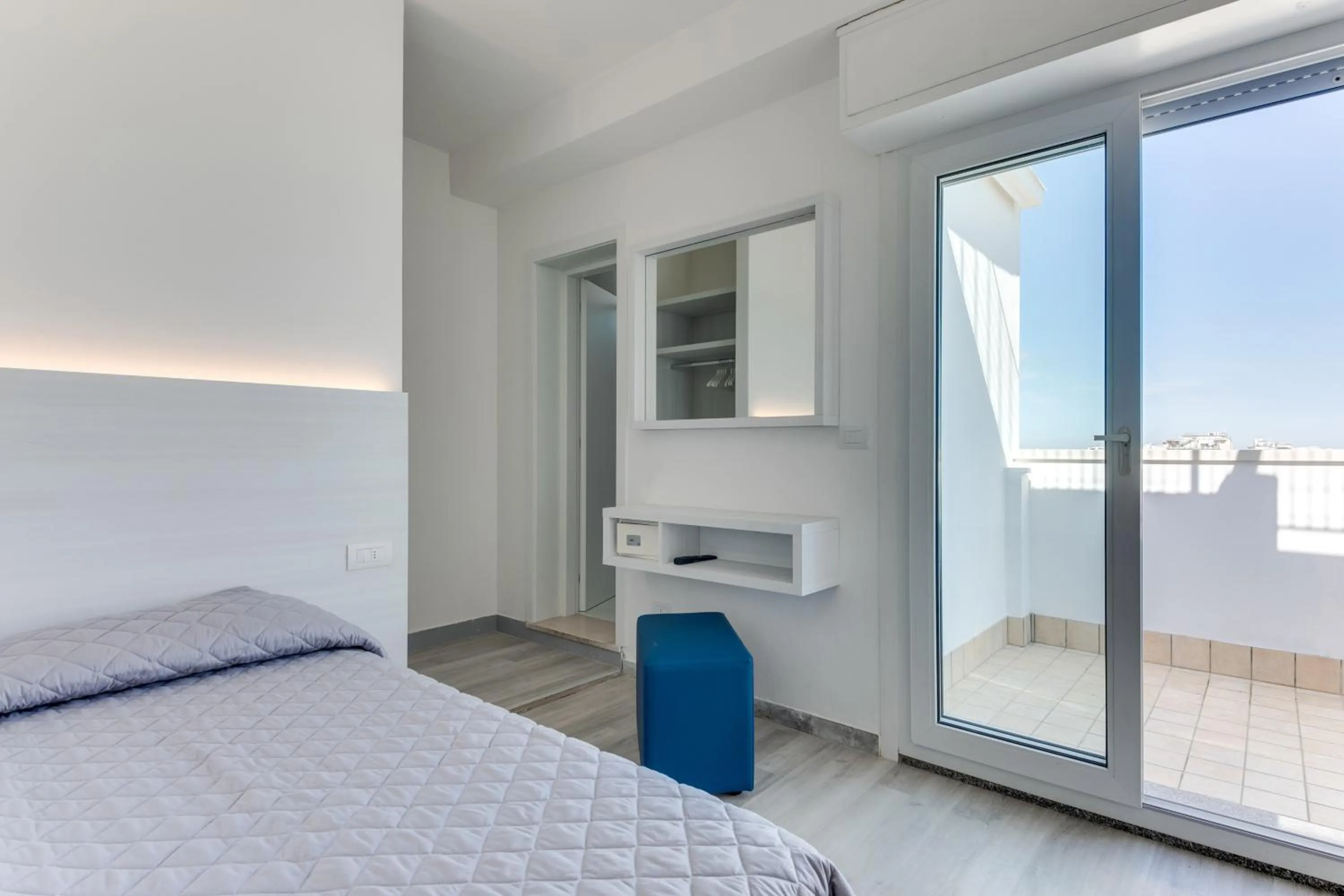 Photo of the whole room, Bed in MARITTIMO Riccione - Hotel Clipper FRONTE MARE