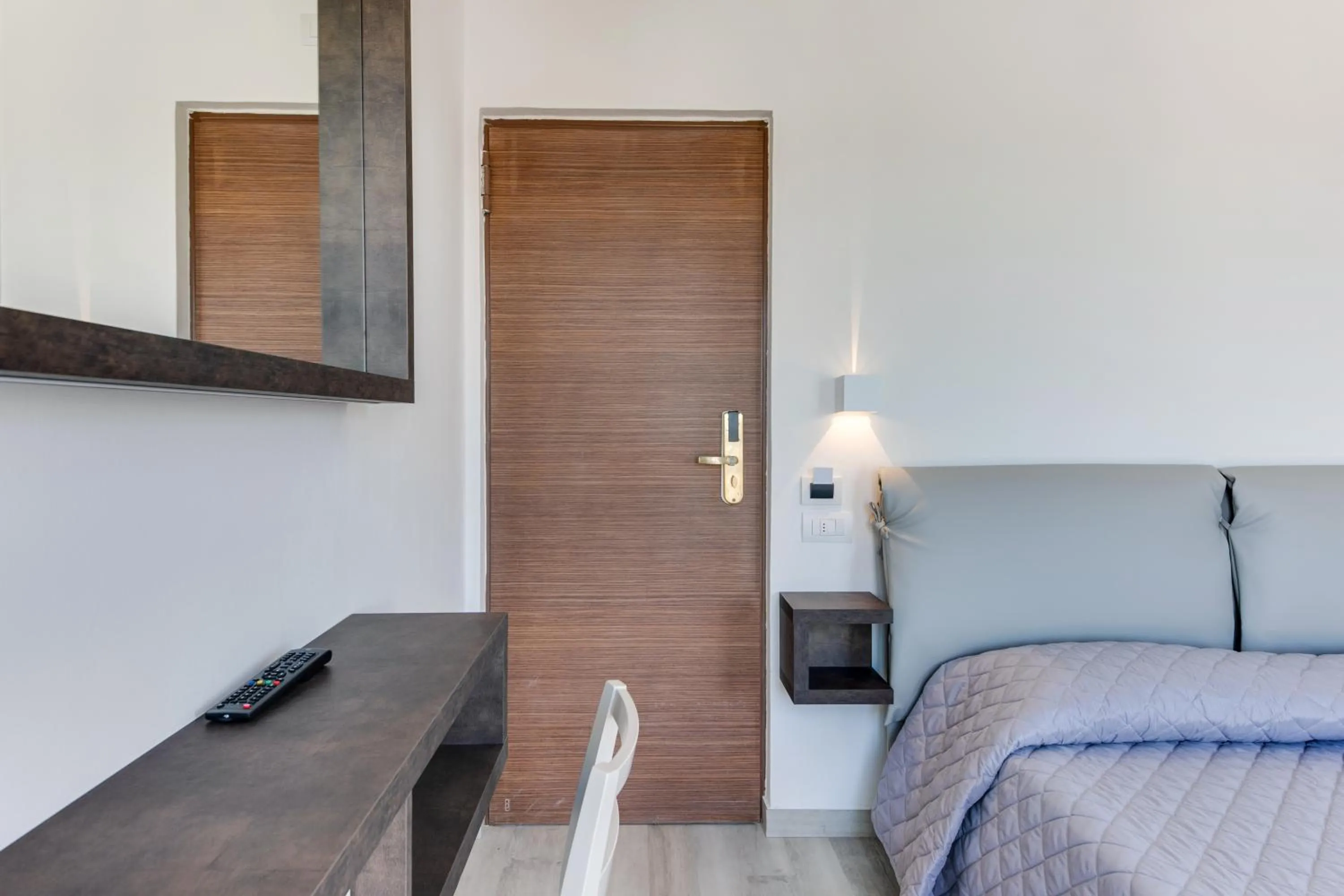 Bed in MARITTIMO Riccione - Hotel Clipper FRONTE MARE