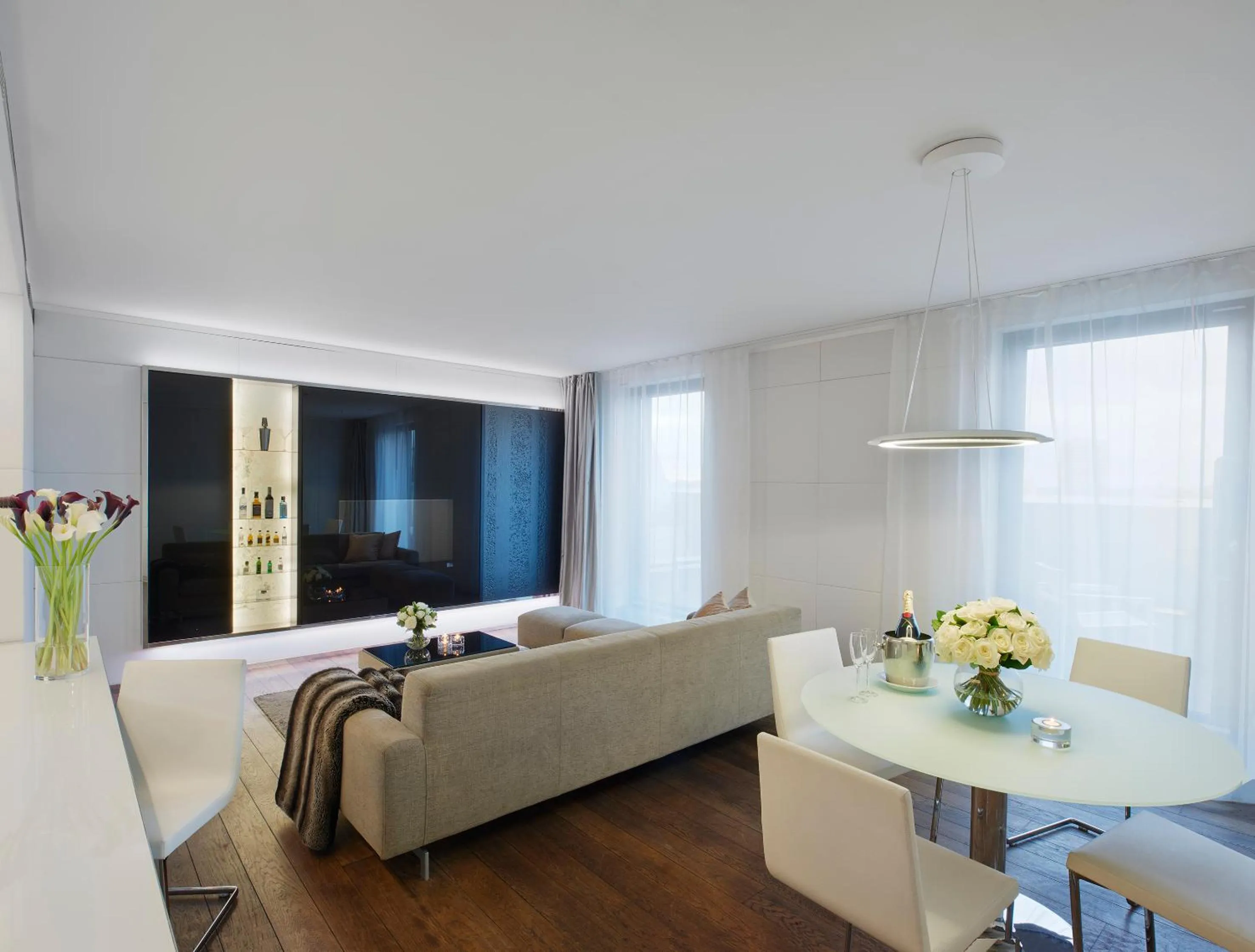 TV and multimedia, Bed in ME London by Melia - Covent Garden