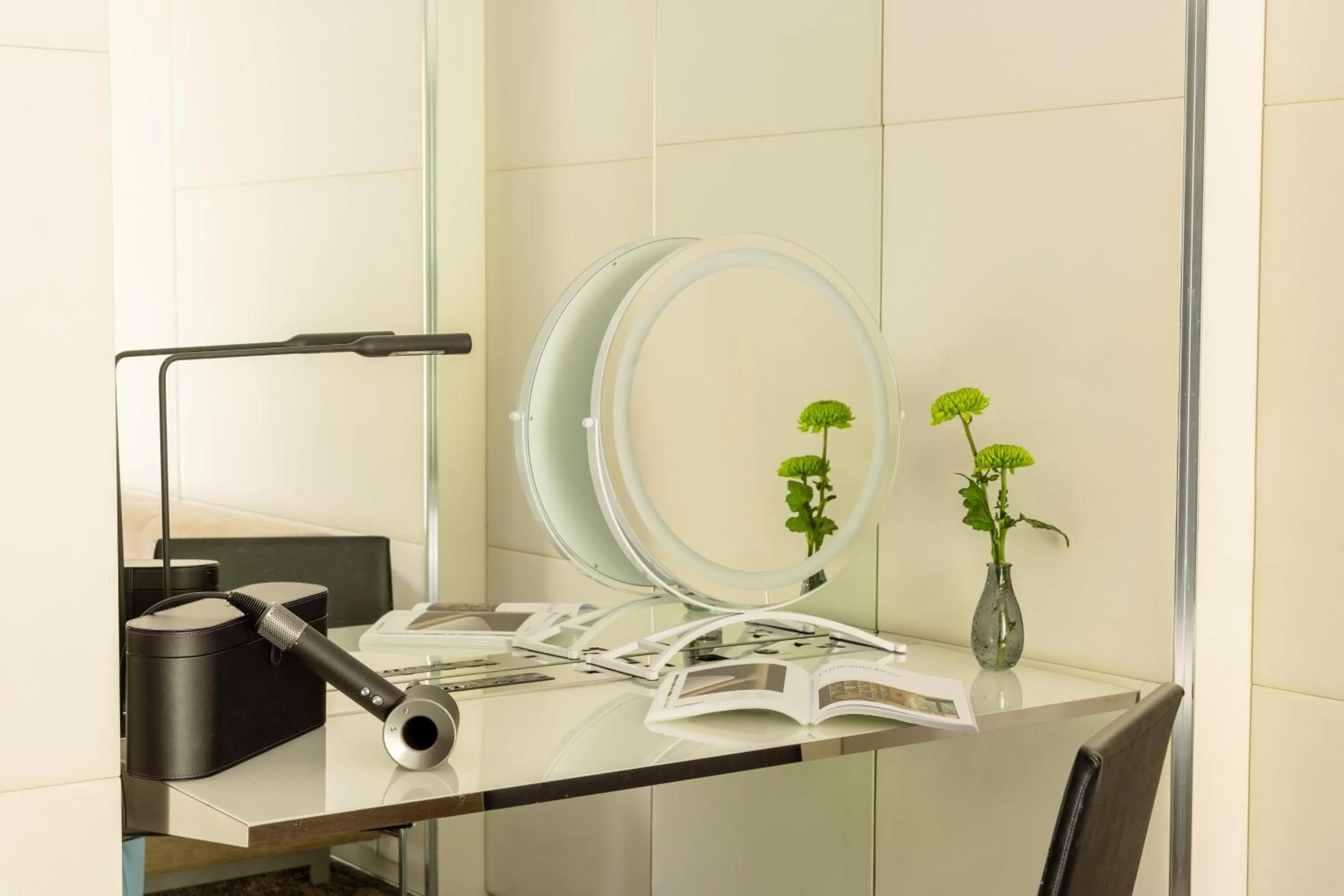 hair dryier in ME London by Melia - Covent Garden