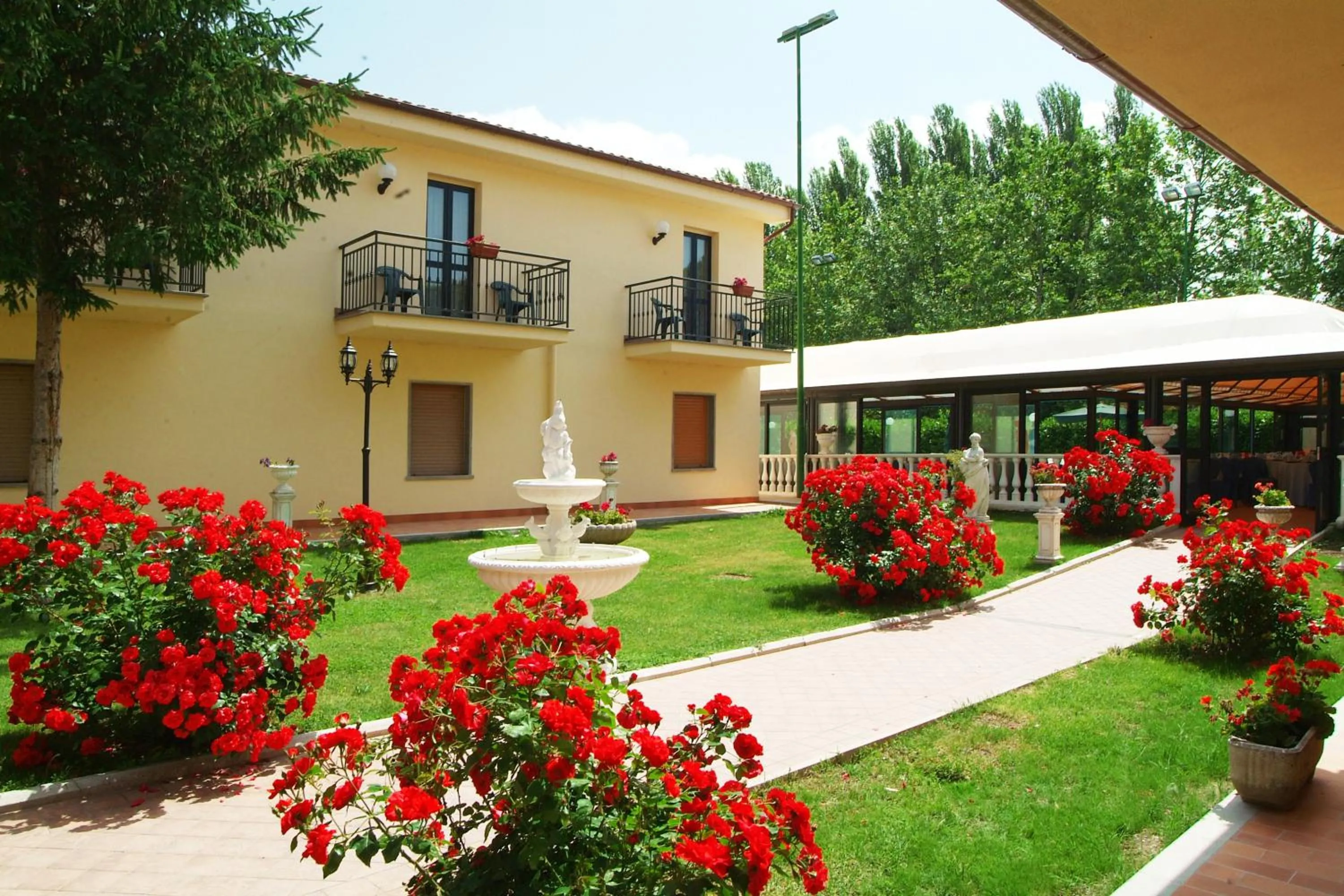 Garden in Le Naiadi Park Hotel Sul Lago