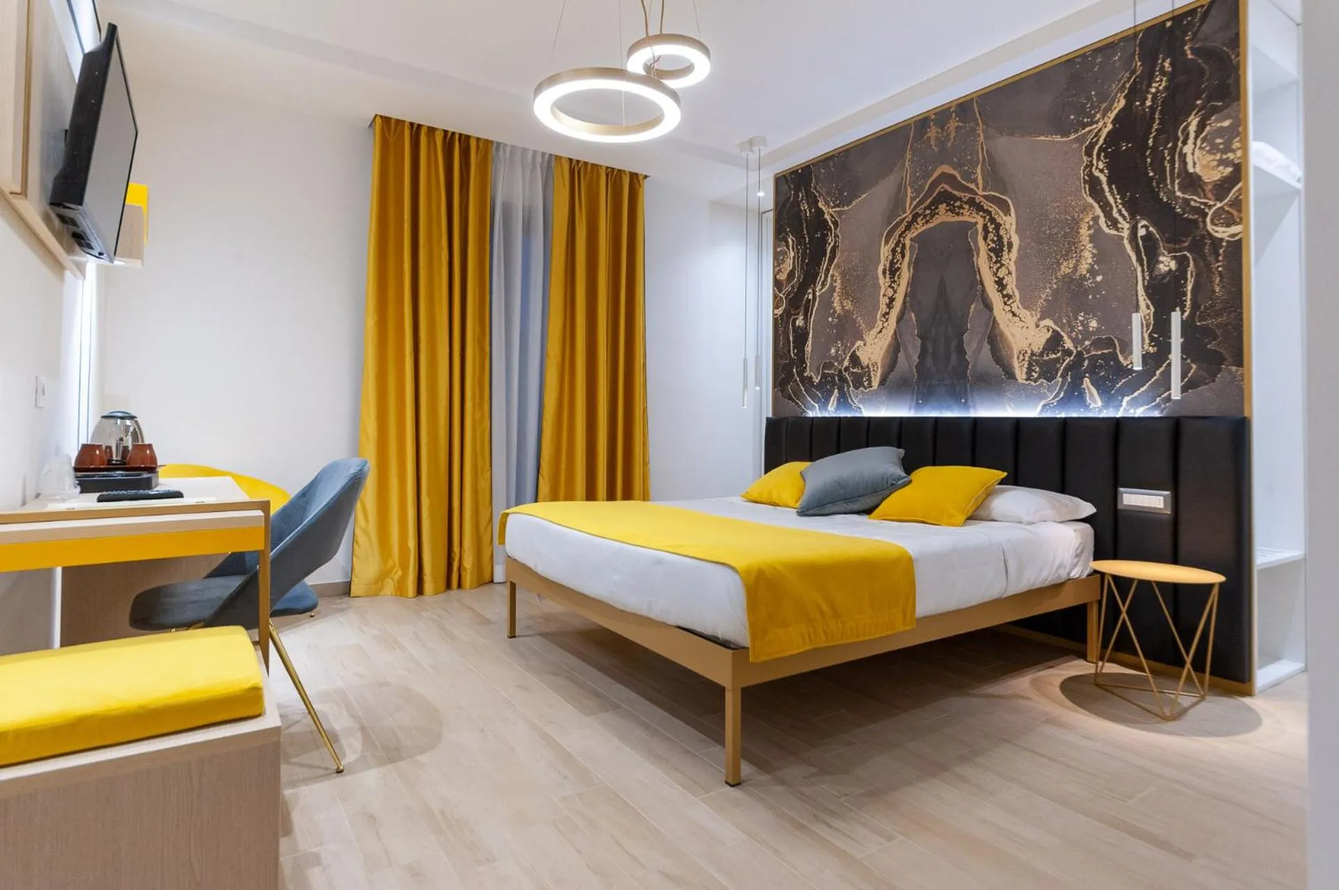 Bed in Le Naiadi Park Hotel Sul Lago