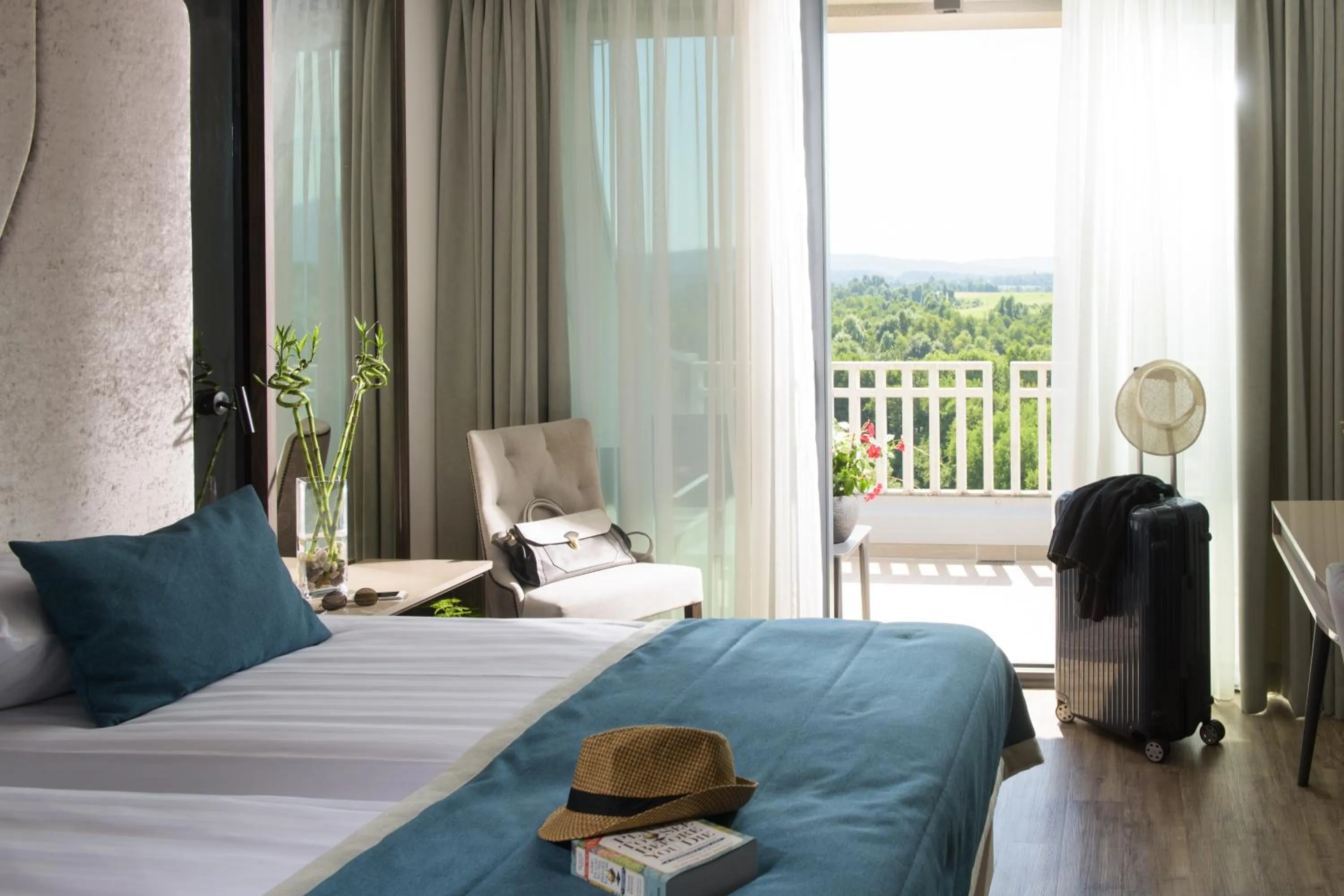 Natural landscape, Bed in Postojna Cave Hotel Jama