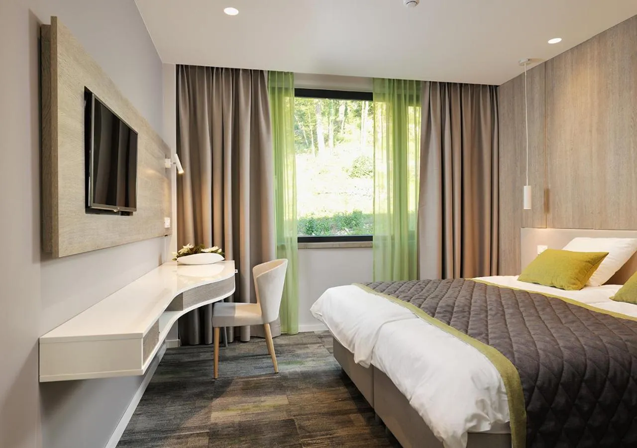 TV and multimedia, Bed in Postojna Cave Hotel Jama