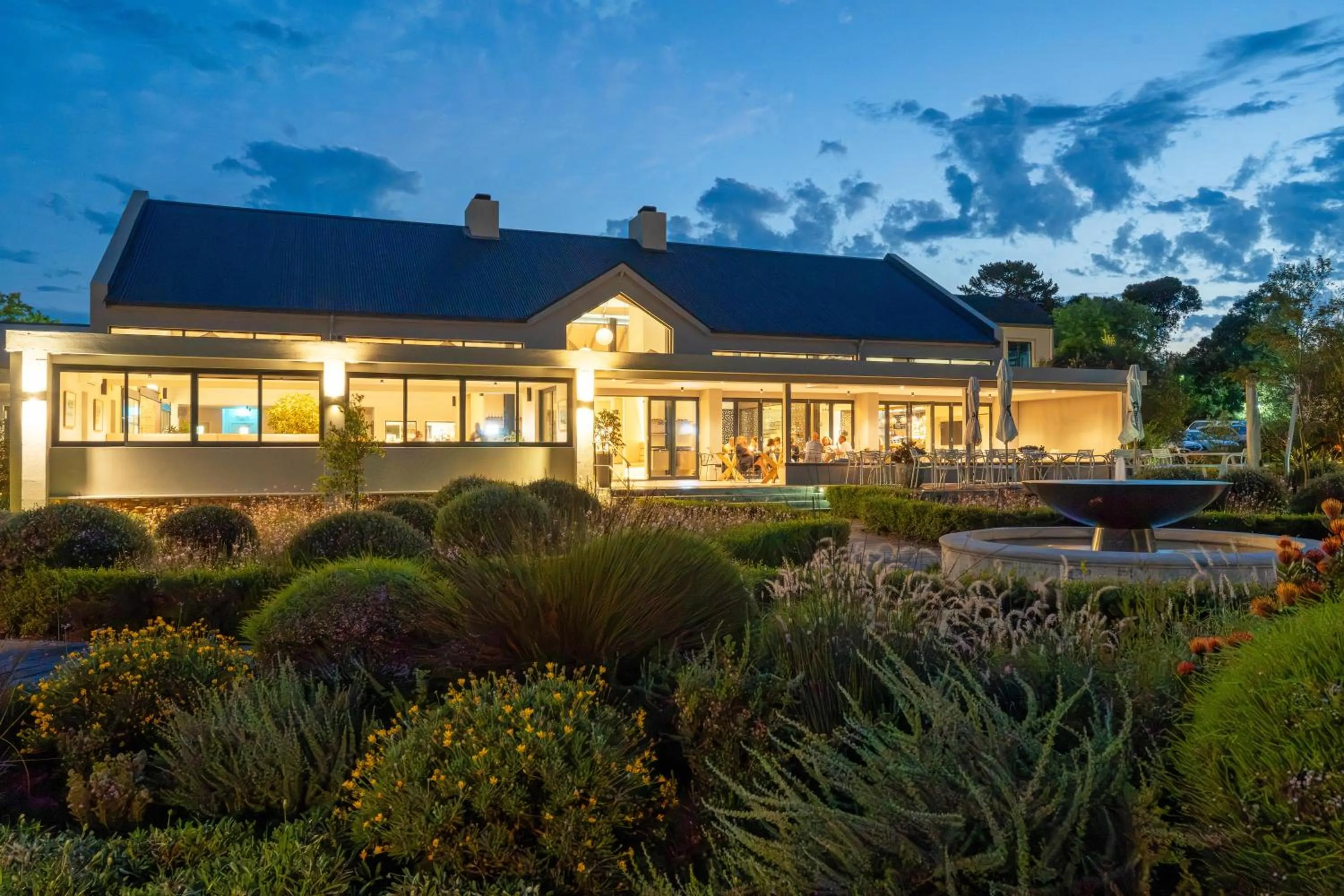 Property building in Knysna Hollow Country Estate