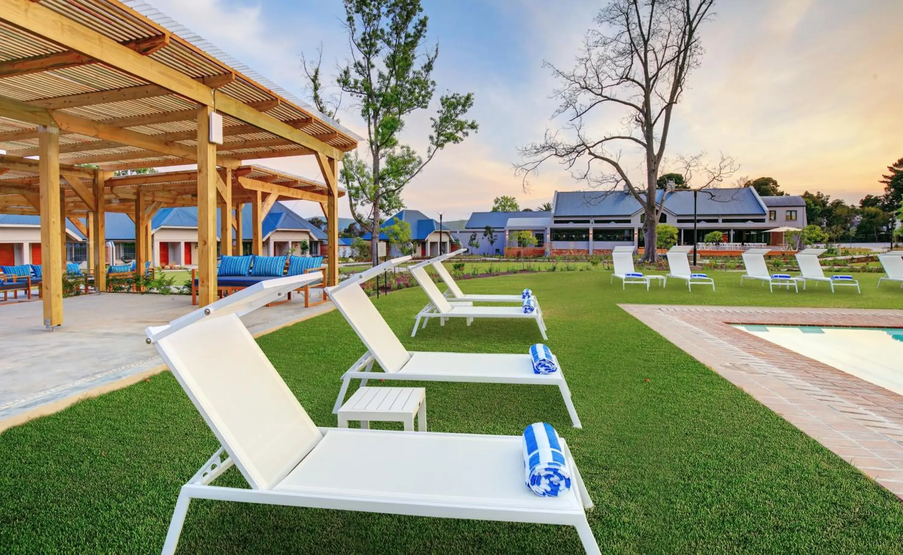 Garden view in Knysna Hollow Country Estate Garden view in Knysna Hollow Country Estate