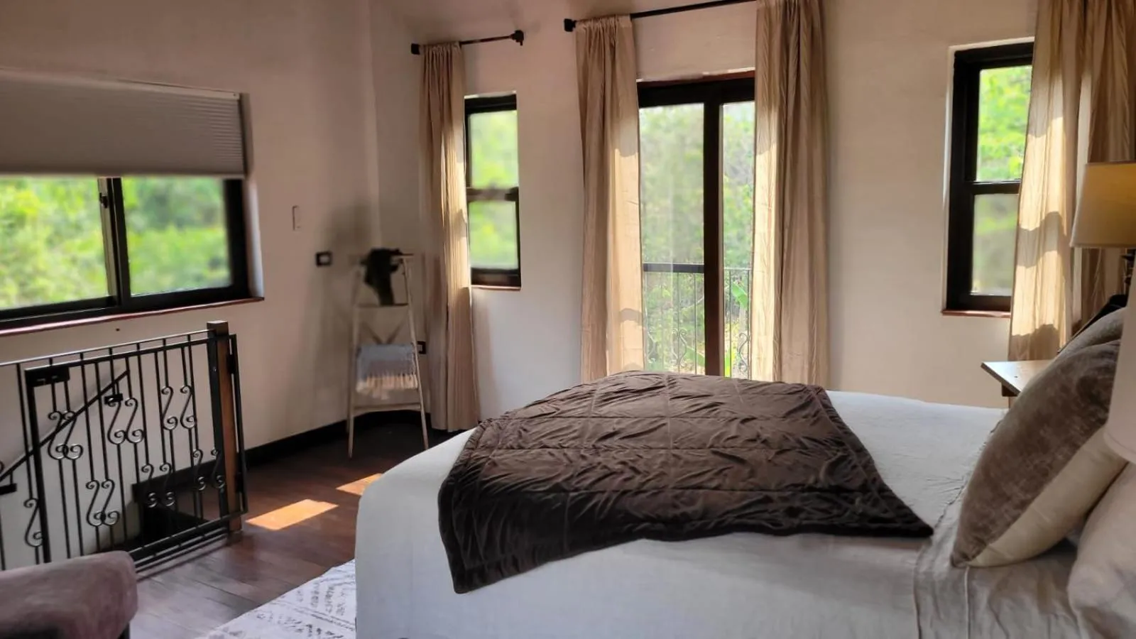 Bedroom, Bed in Sattva Land