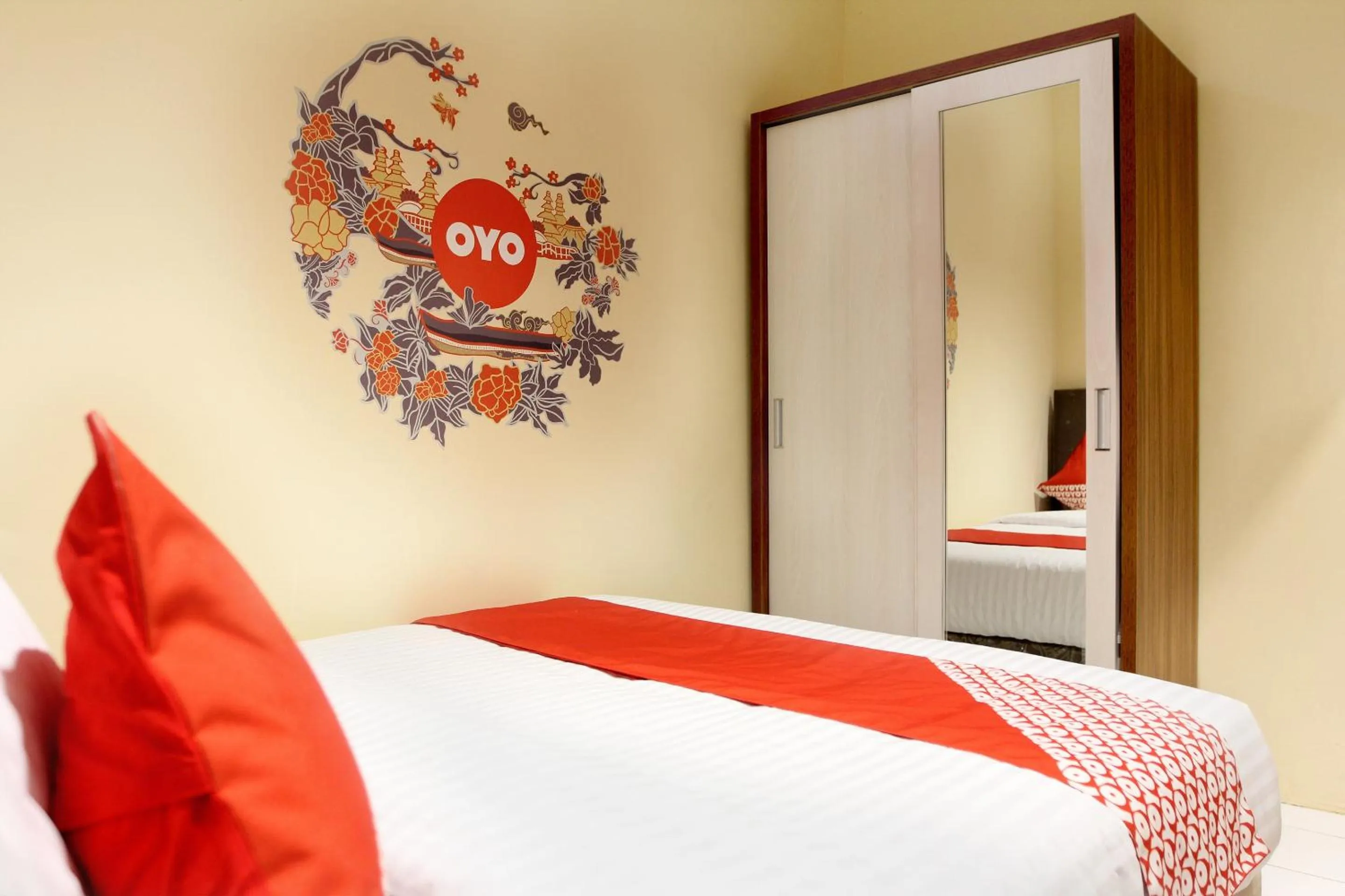 Bedroom, Bed in Hotel O Rumah Ayub Syariah