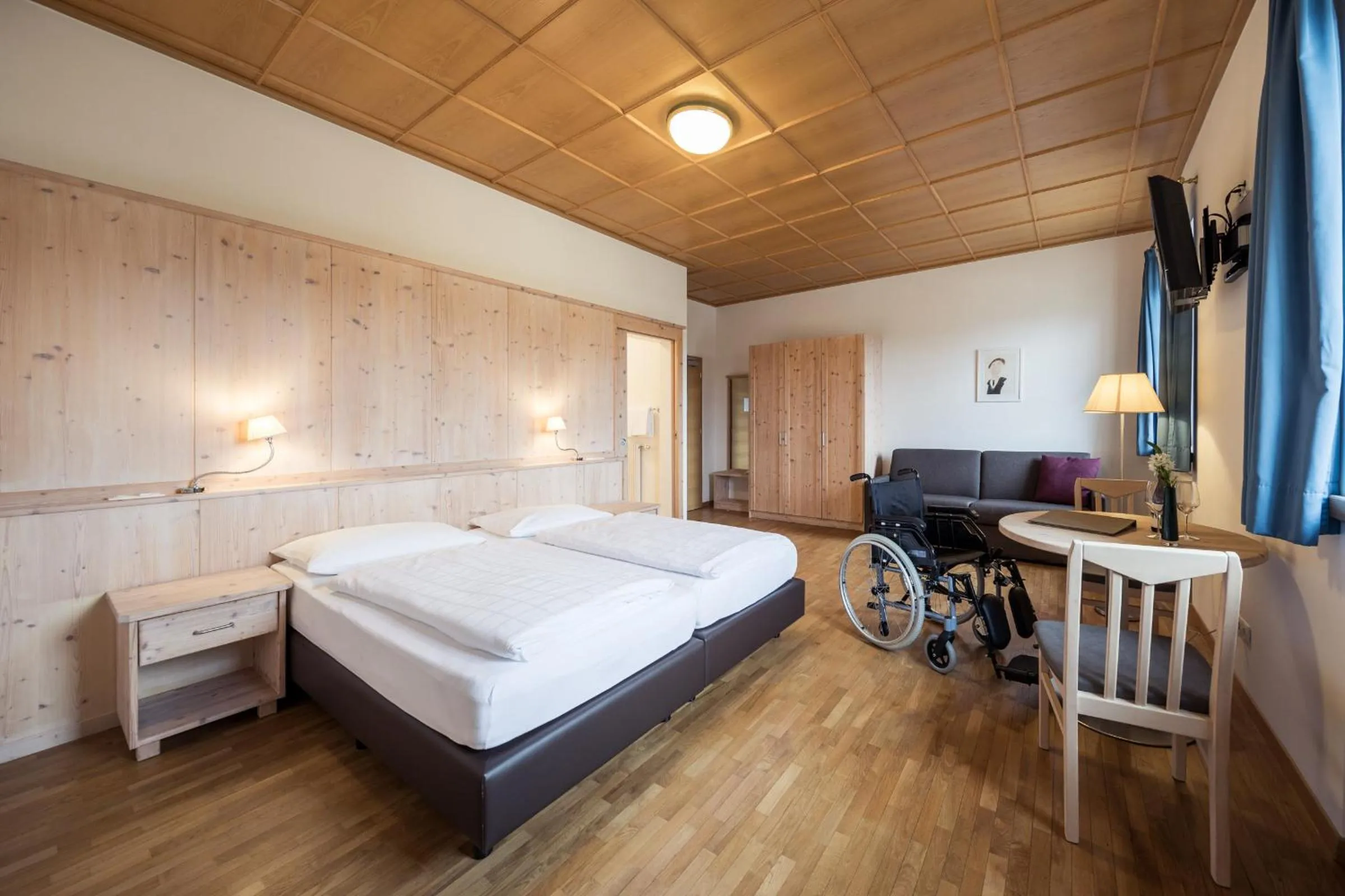 Photo of the whole room, Bed in Hotel Masatsch