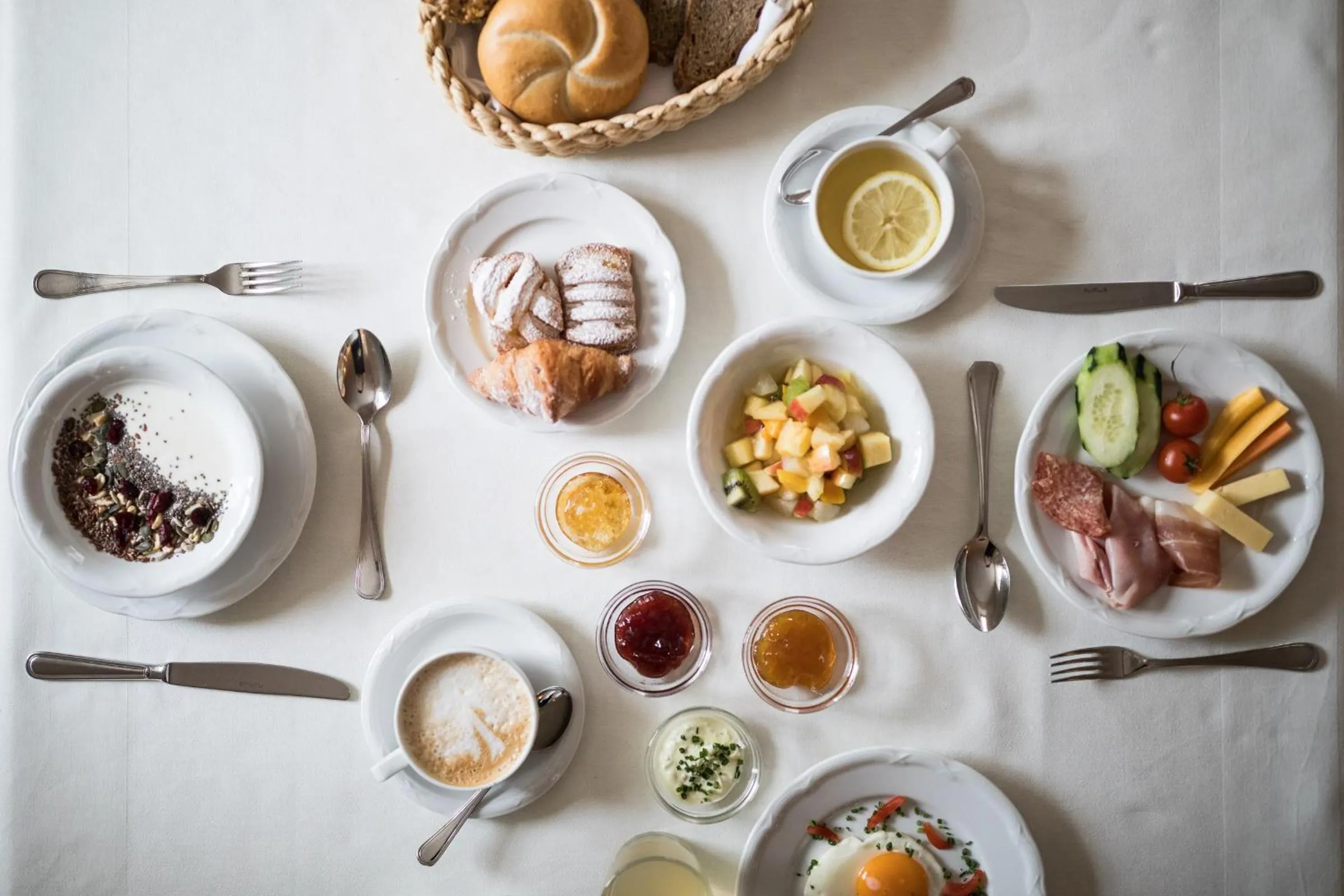 Breakfast in Hotel Masatsch