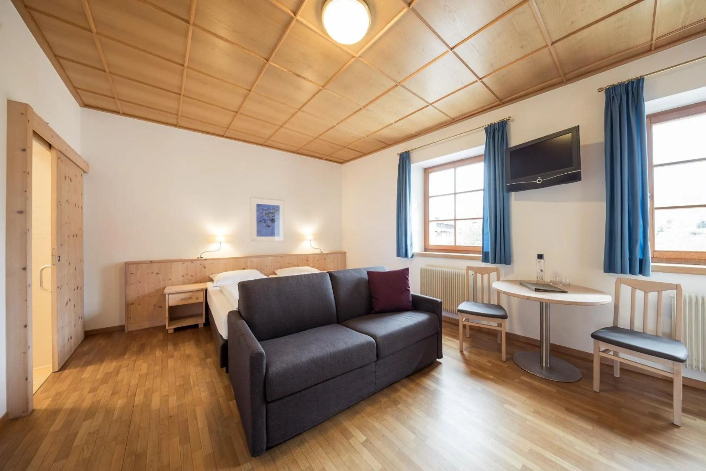 Photo of the whole room in Hotel Masatsch