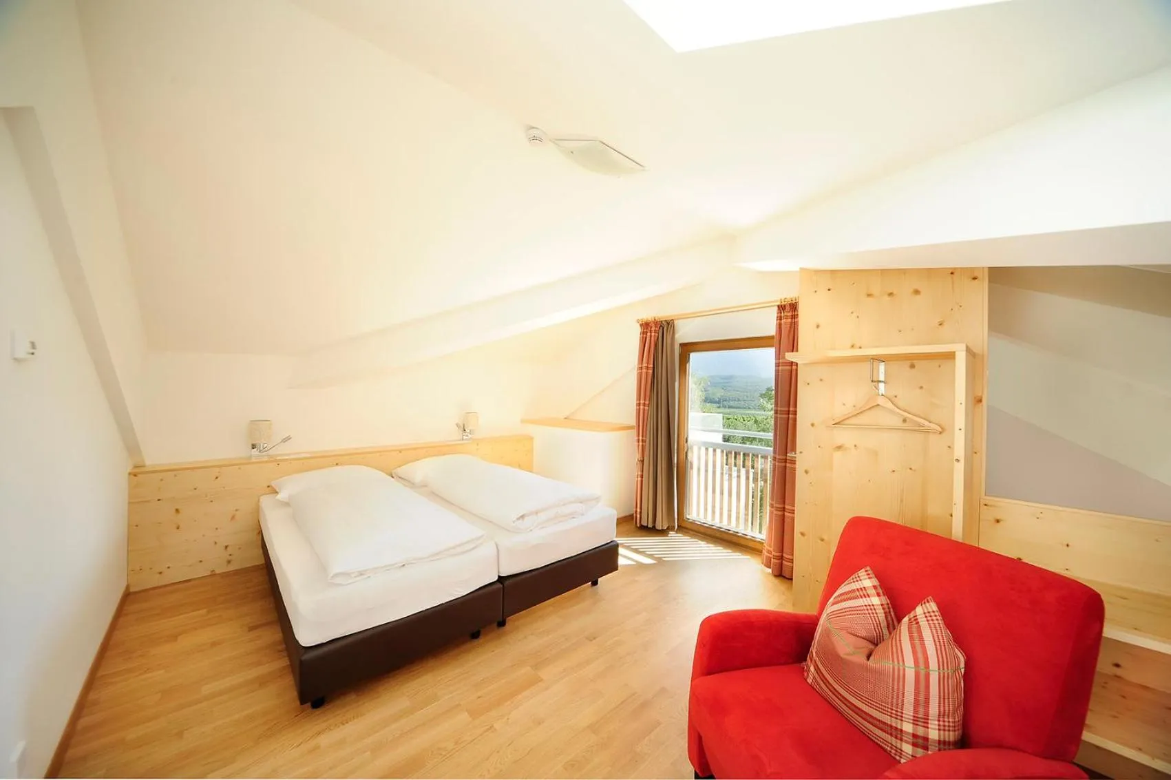 Photo of the whole room, Bed in Hotel Masatsch