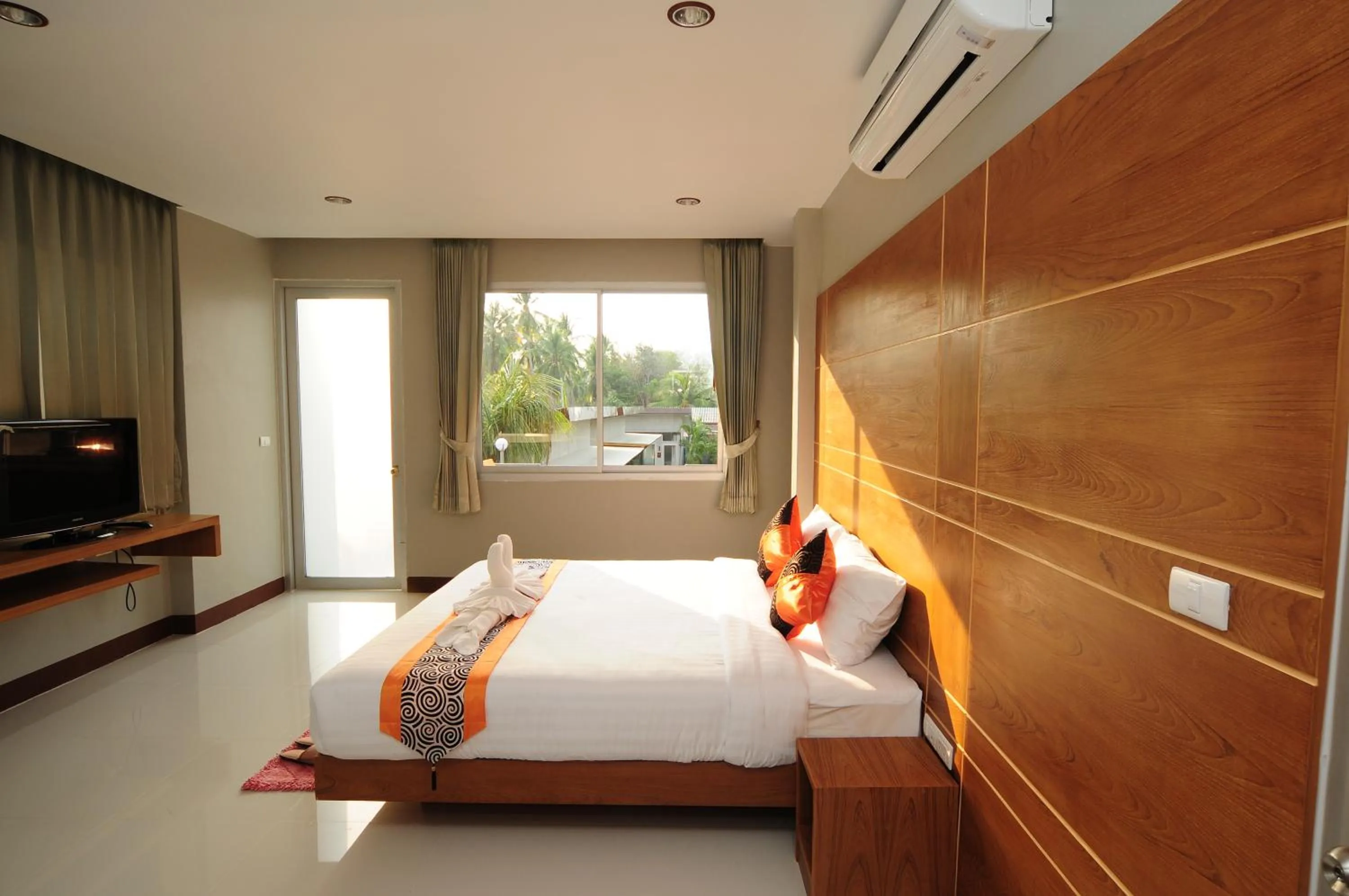Bed in Phu NaNa Boutique Hotel - SHA Plus