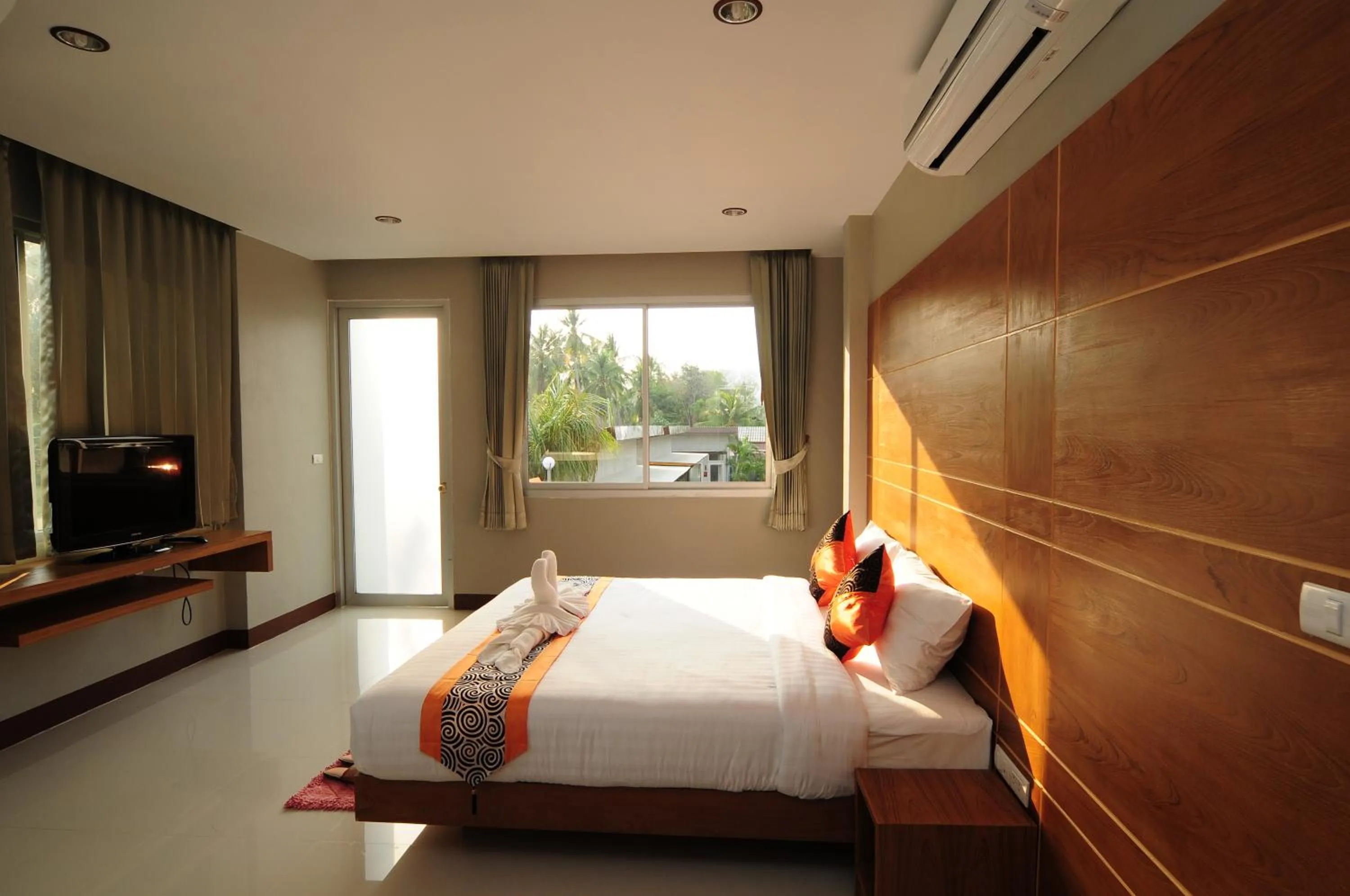Bed in Phu NaNa Boutique Hotel - SHA Plus