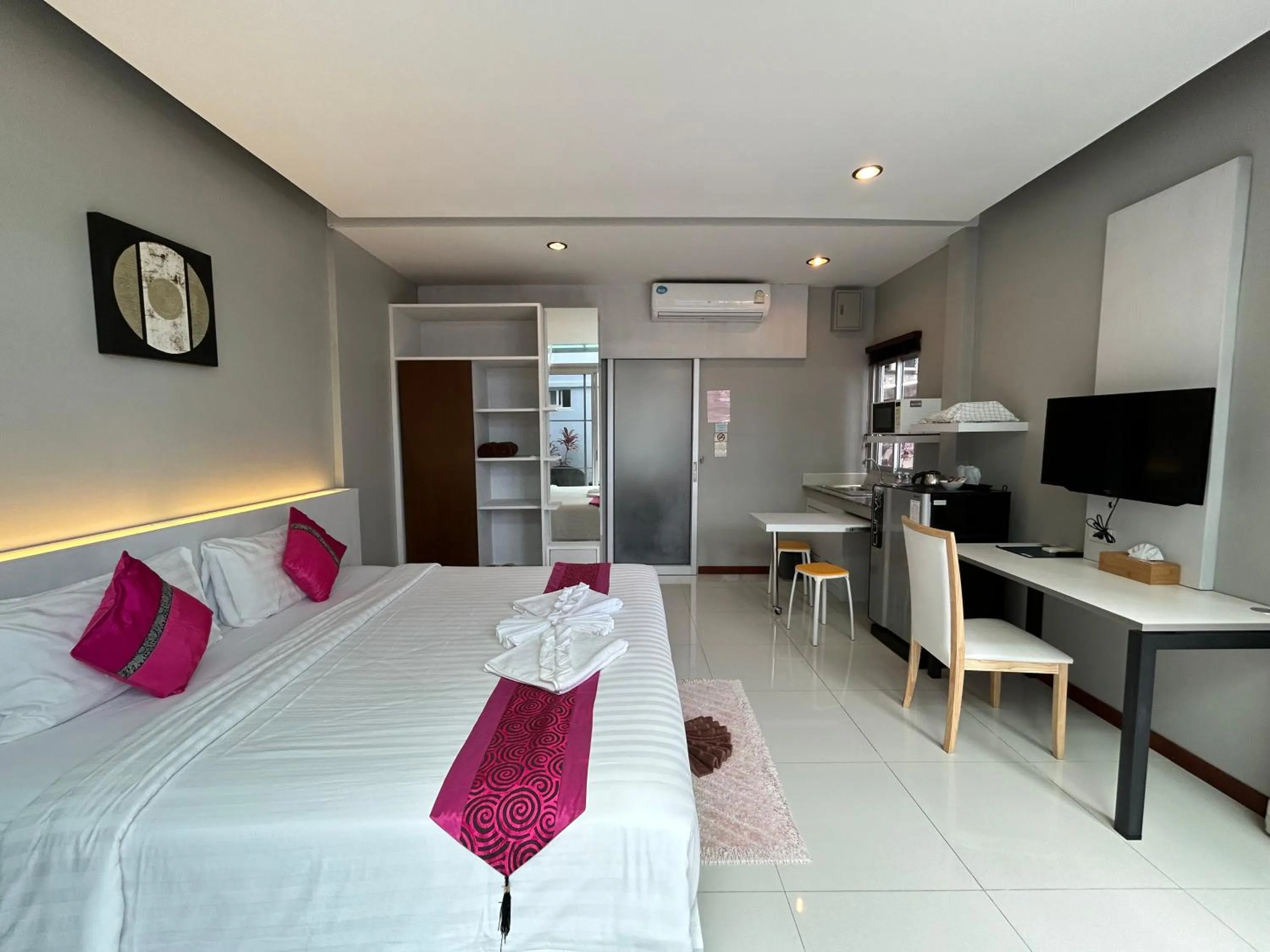 Bed in Phu NaNa Boutique Hotel - SHA Plus